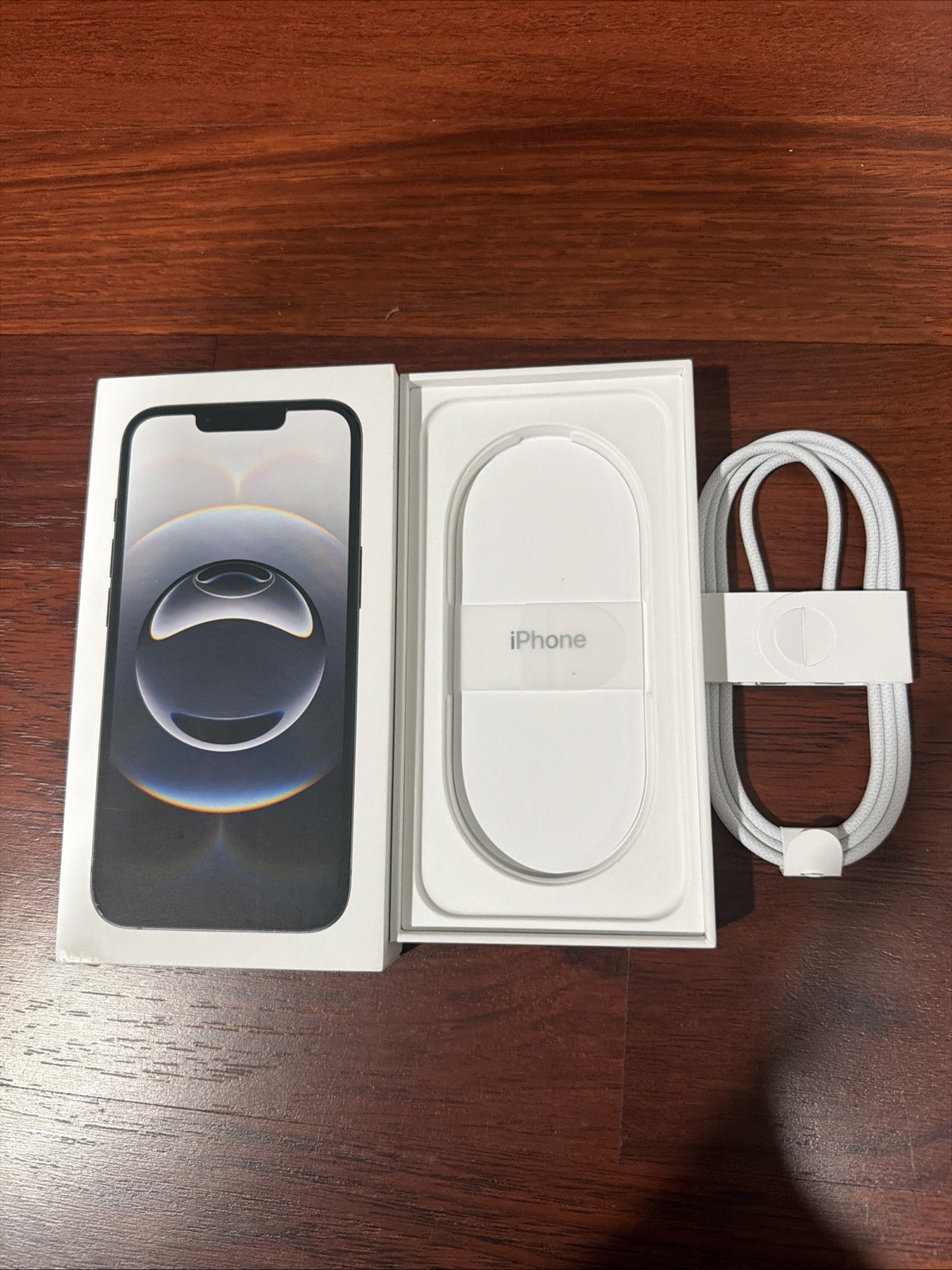 Original Apple Iphone 16e Black 128gb Box + Cable ONLY