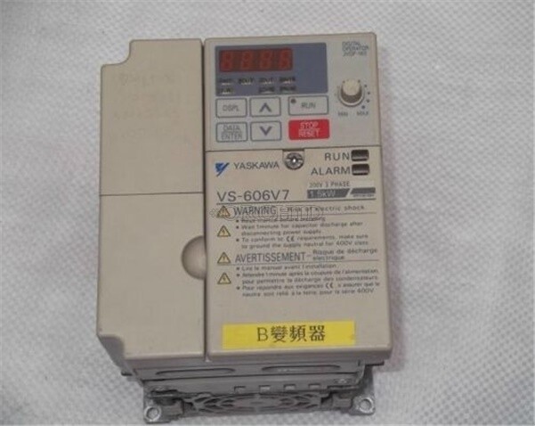 1pcs Used Yaskawa Inverter CIMR-V7AT21P5 1.5KW 220V eq