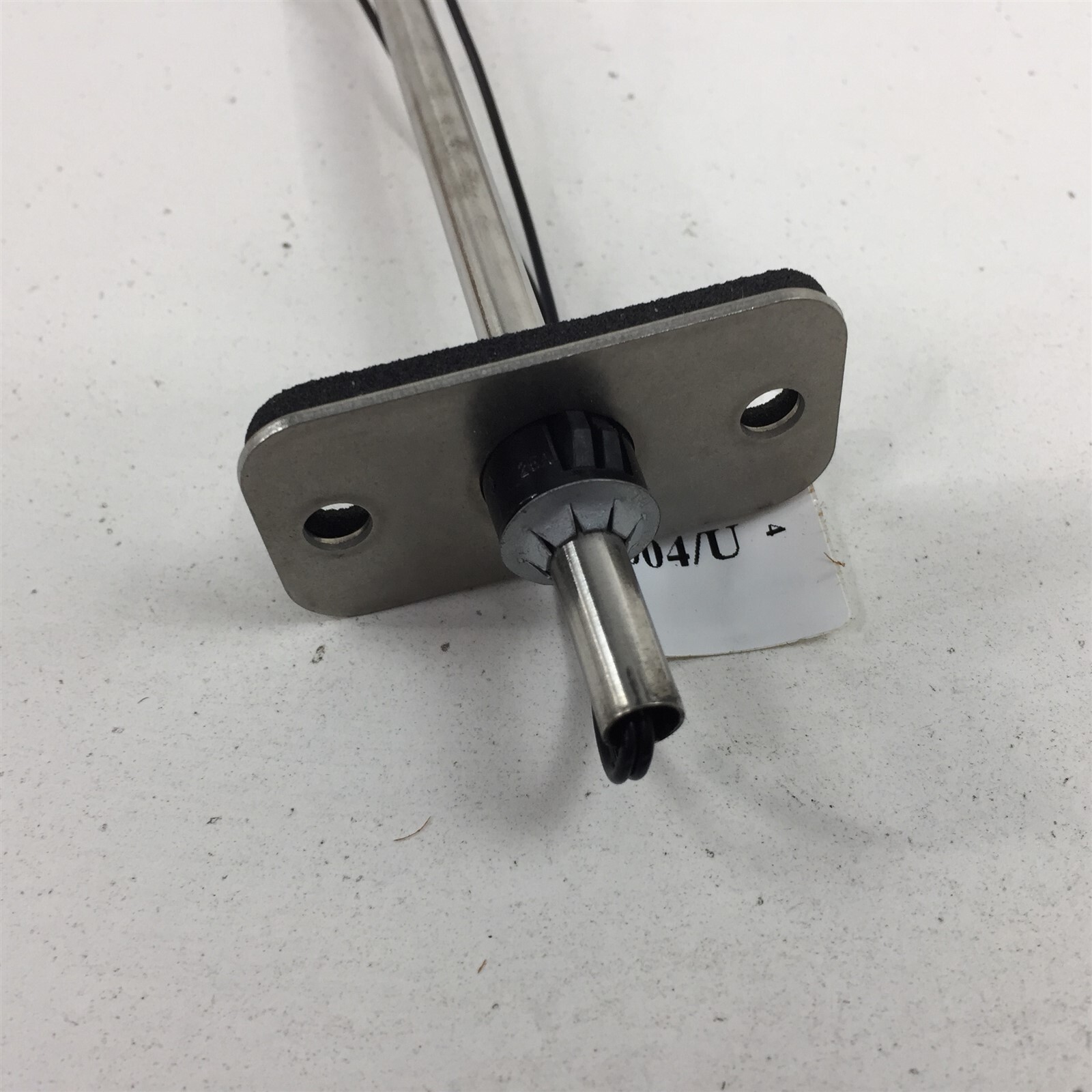 Honeywell C7046A1004 Discharge Sensor 40-140F 8"