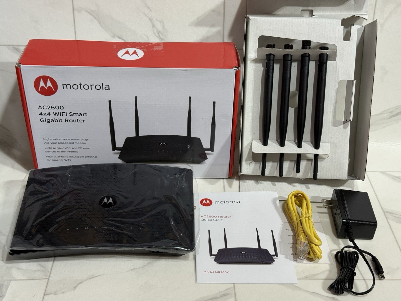 Motorola AC2600 4x4 WiFi Smart Gigabit Router with Extended Range  Model MR2600