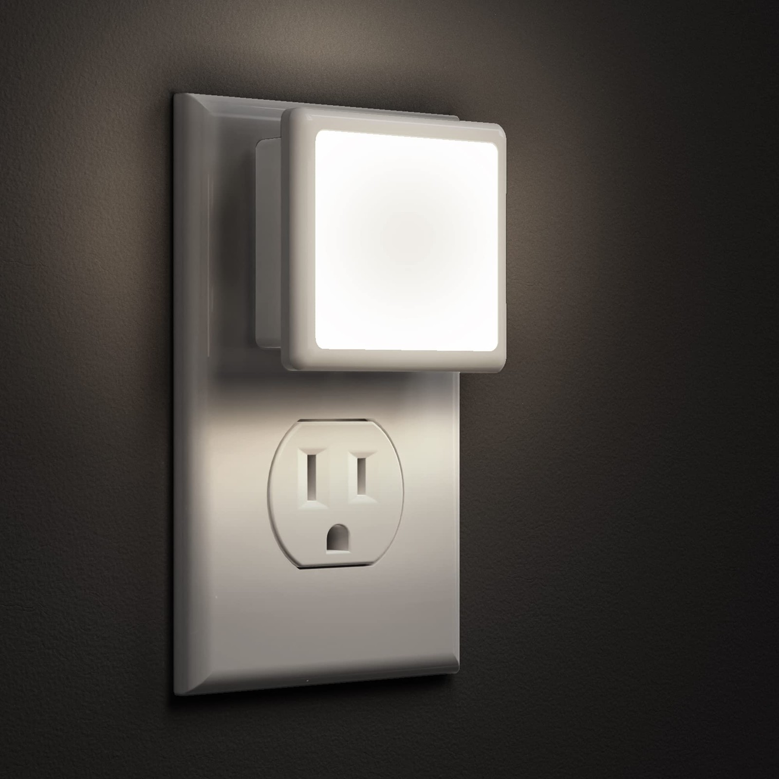 Night Lights Plug into Wall 2-Pack, 0.3W Plug in Night Light, Dusk to Dawn, 5...