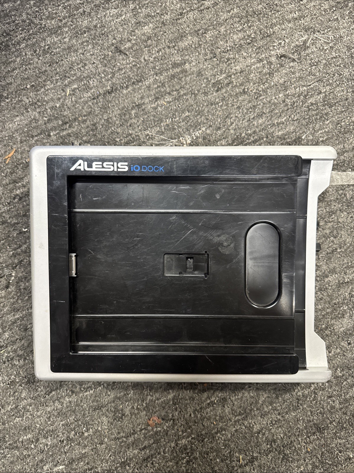 Alesis iO Dock Pro Audio Docking Station for iPad MIDI & Video Touch Screen