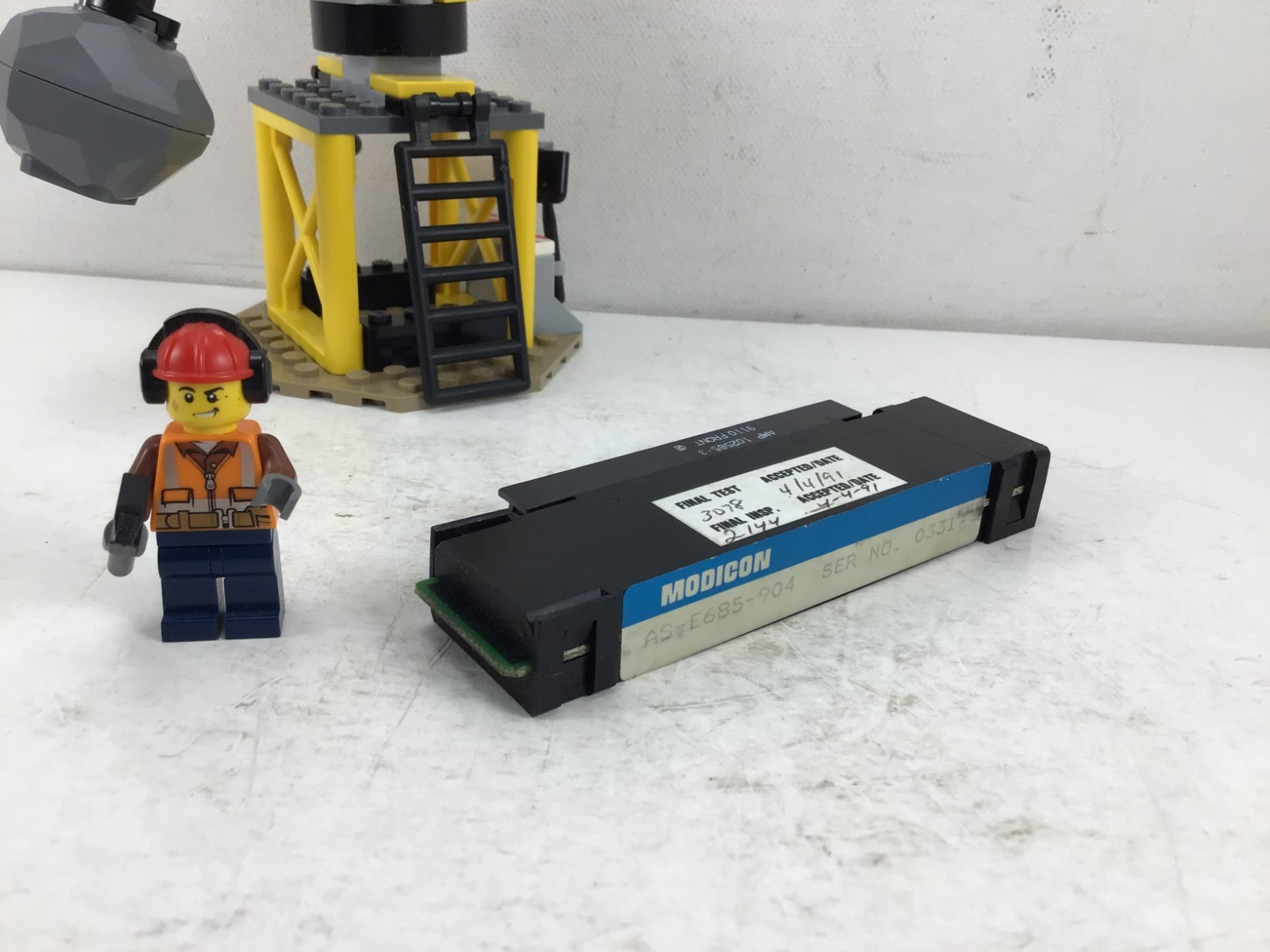 AS-E685-904 - MODICON - MEMORY MODULE - **USED**