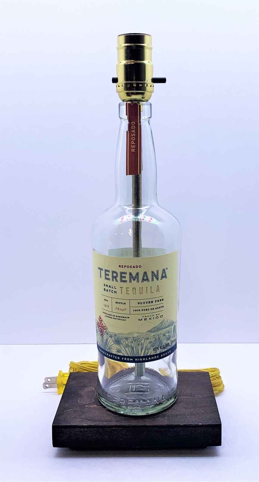 Teremana Tequila Liquor Bottle TABLE LAMP Light w/ Wood Base Bar Lounge