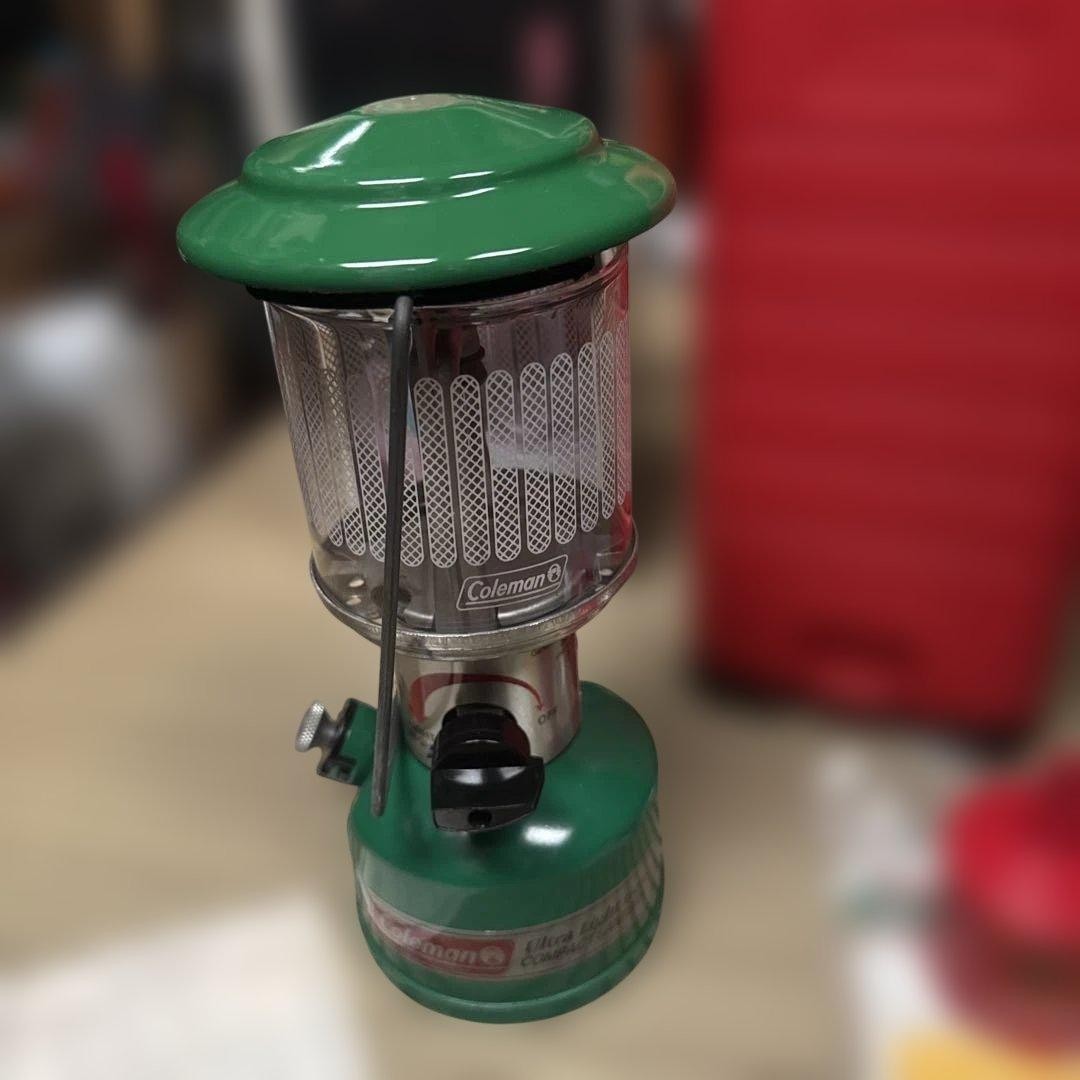 Coleman Pre-Owned 226A 749J Compact Lantern