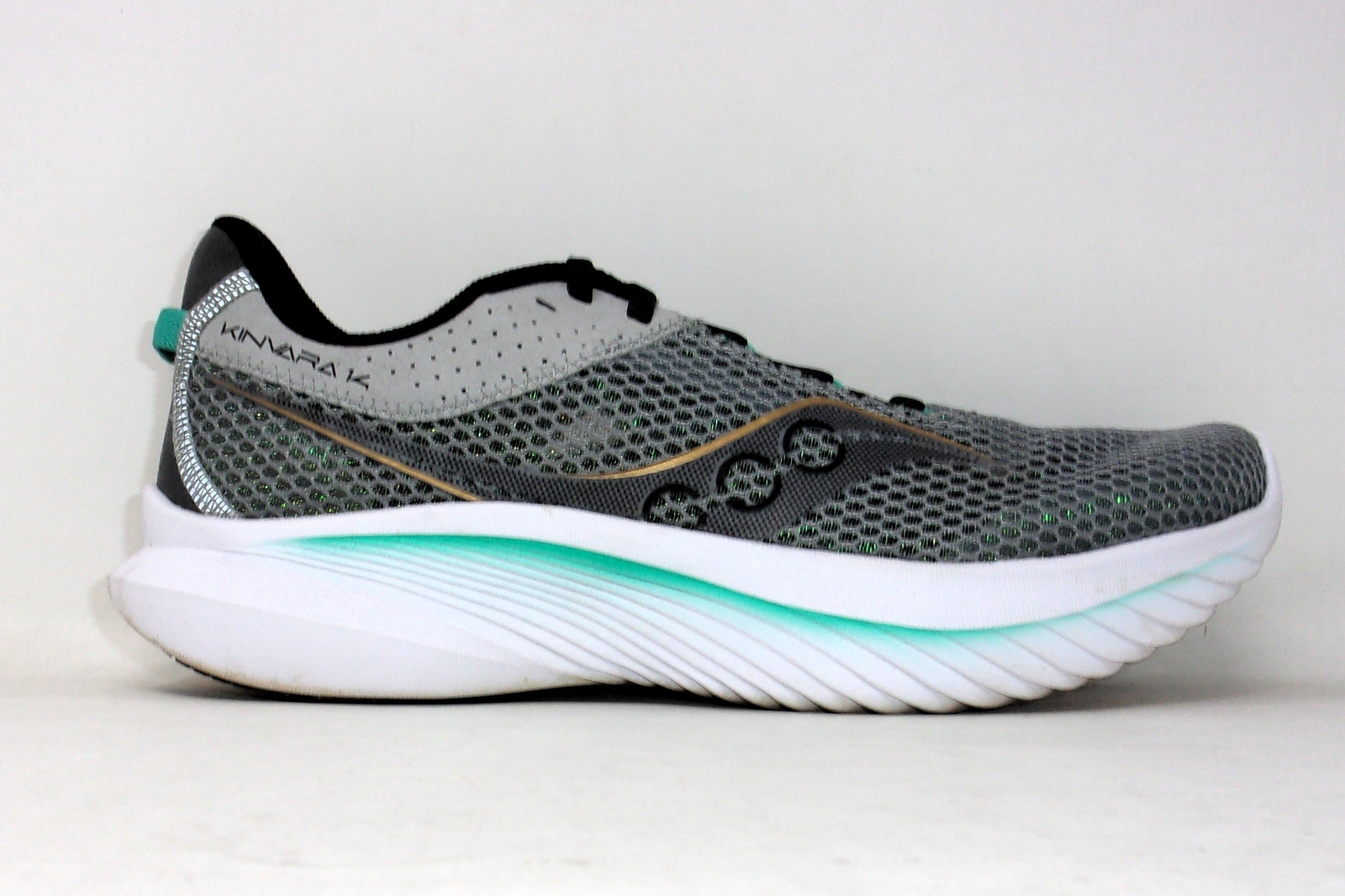 Saucony Men's Kinvara 14 Sneakers, Fossil/Palm, 8.5 US, USED