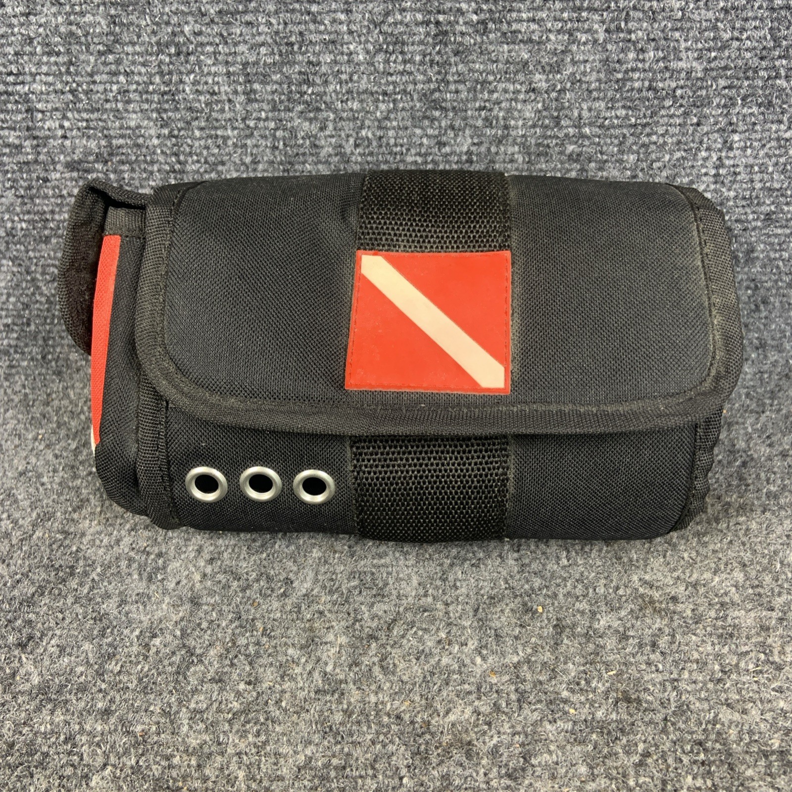Innovative Scuba Concepts Dive Flag Mask Bag - Black 7X5X3.5 EUC