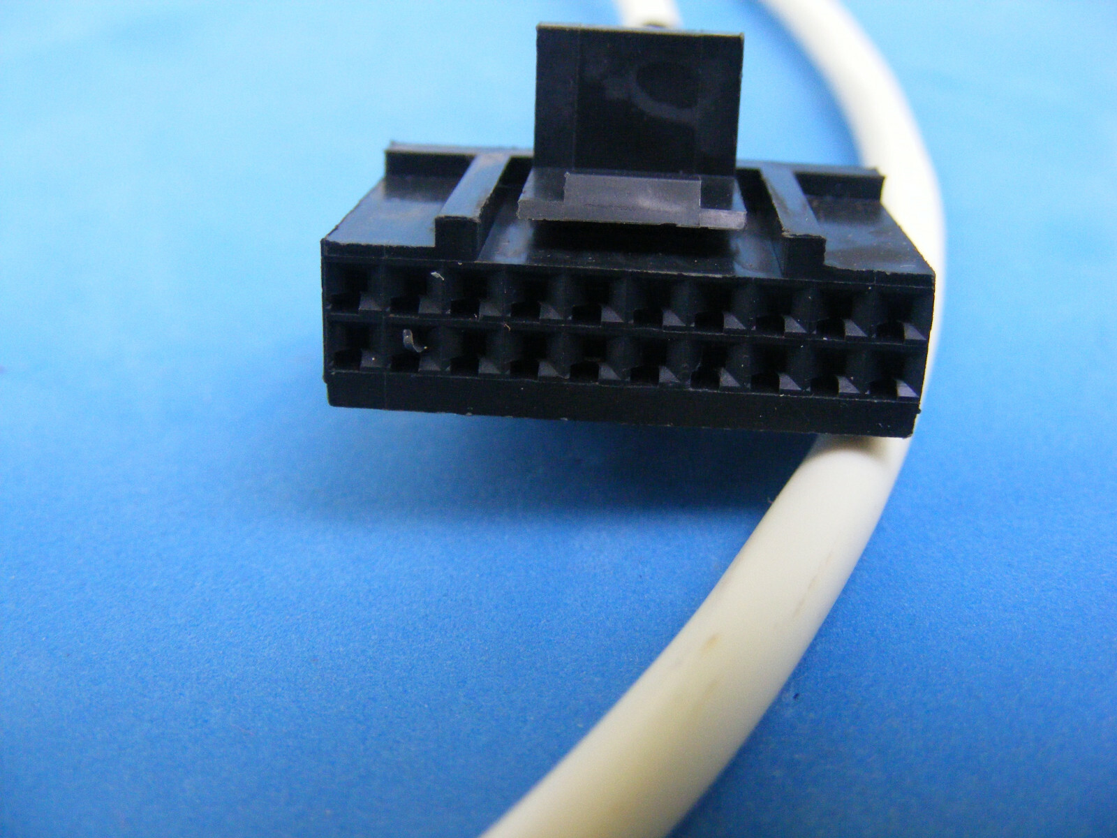 Motorola CDM Series (20 Pin Accy) Remote Base To Arcom RC210 Controller Cable
