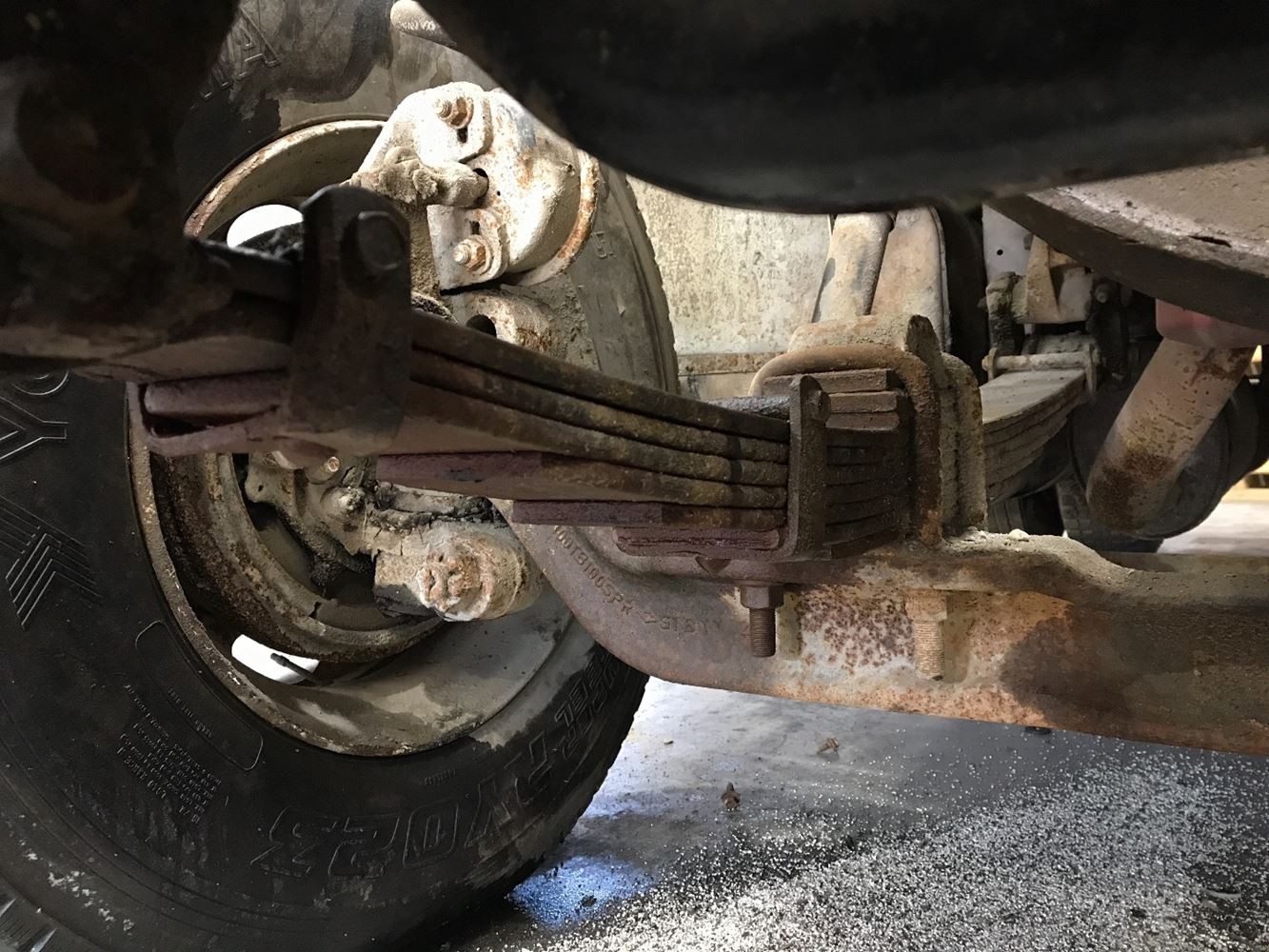 1997 INTERNATIONAL 4900 Springs, Front Leaf Used P-7259