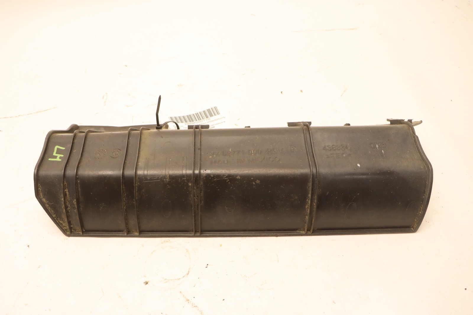 2008-2017 FREIGHTLINER CASCADIA 125 LEFT DRIVER SIDE SLEEPER FILLER PANEL OEM