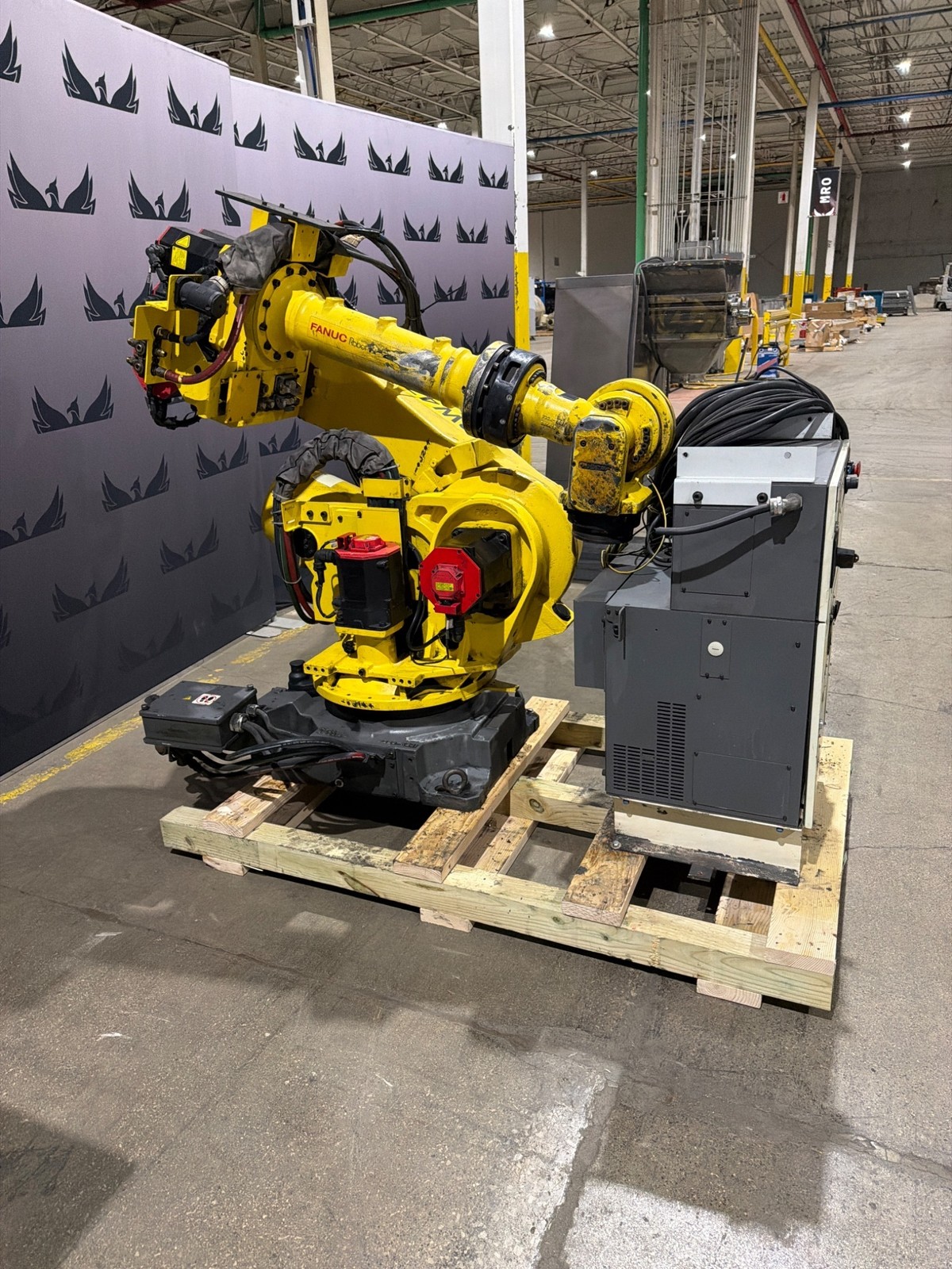 FANUC R-2000iB/210F Complete w/ R-30iB Controls USED