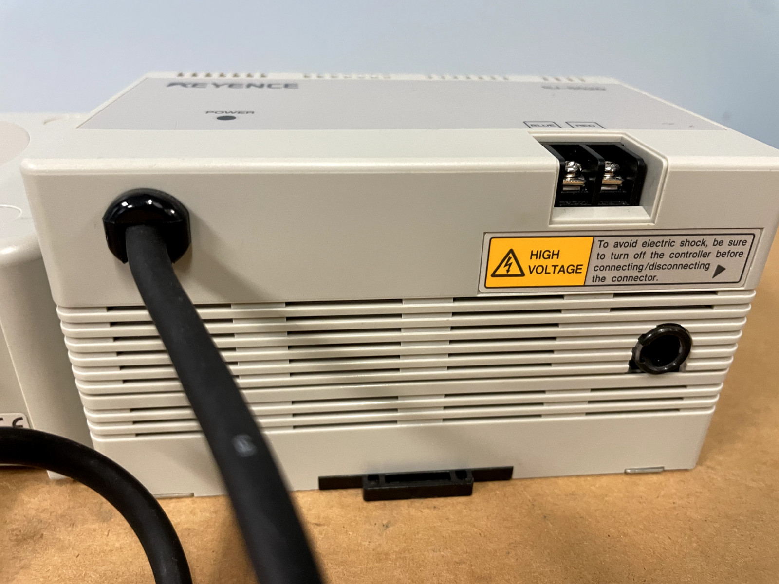 Keyence SJ-S020 Spot-Type Static Eliminator Power Supply SJS020 - Used Untested