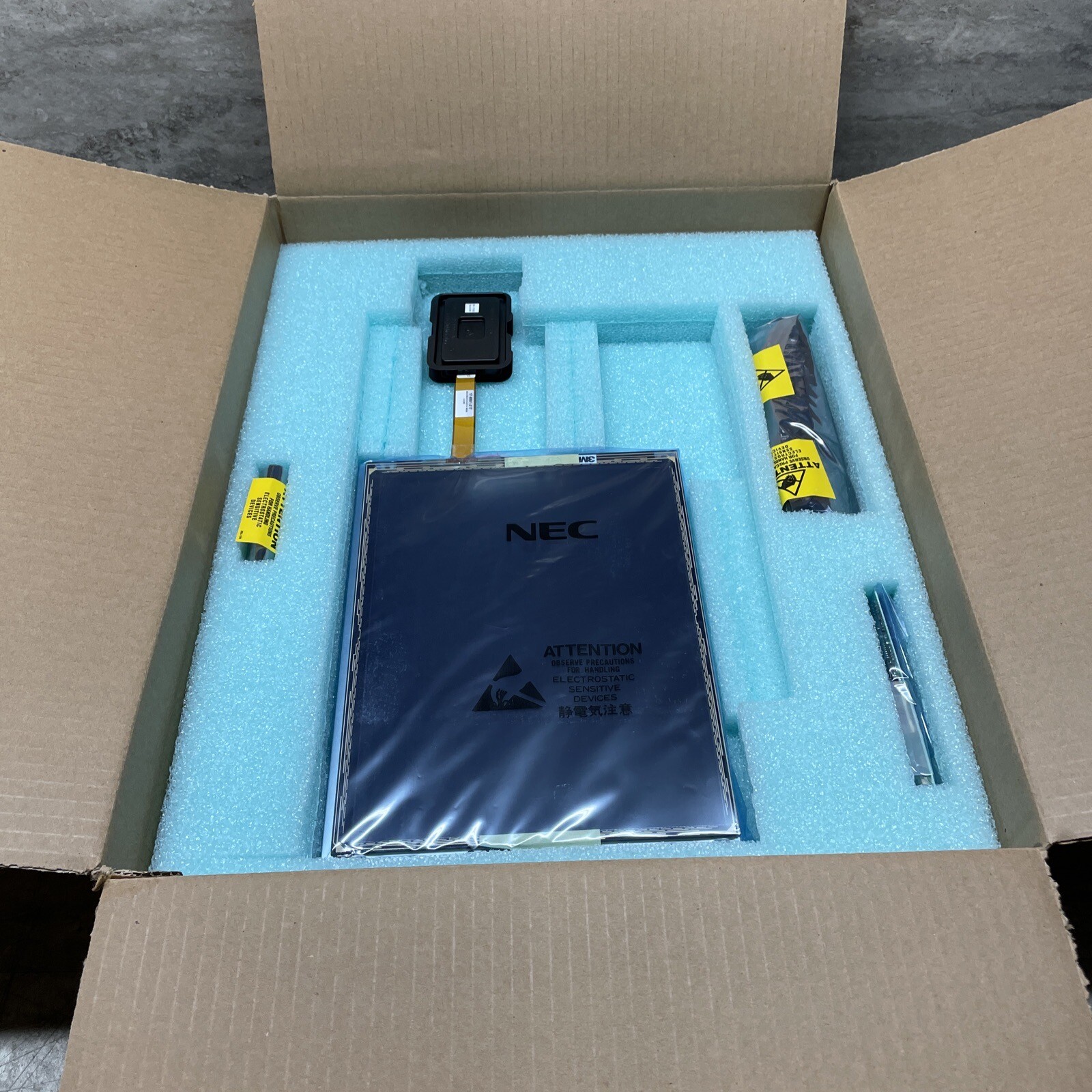 OEM NEC NL8060BC31-20 12.1" LCD Display Screen, New
