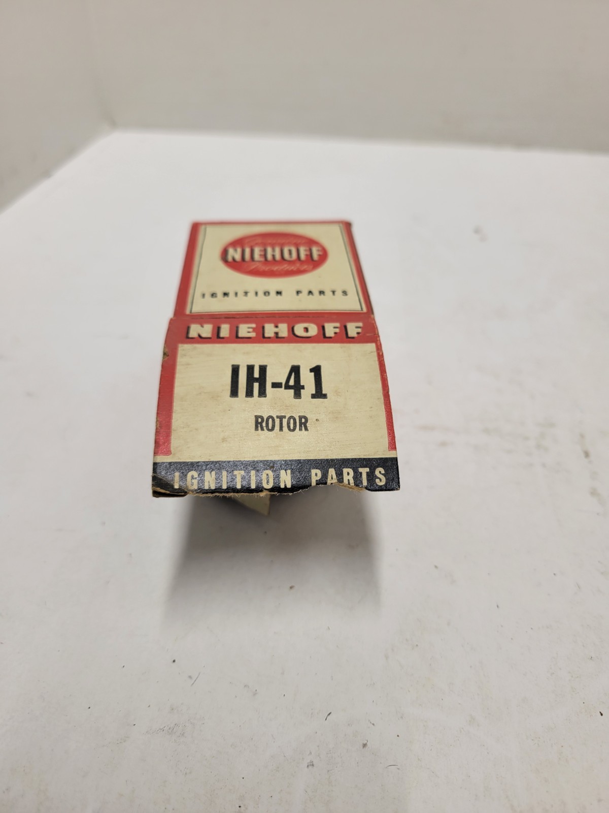 Niehoff IH-41 (IH319 Standard) Distributor Rotor 1957-73 Int. Harv. 8 Cylinder