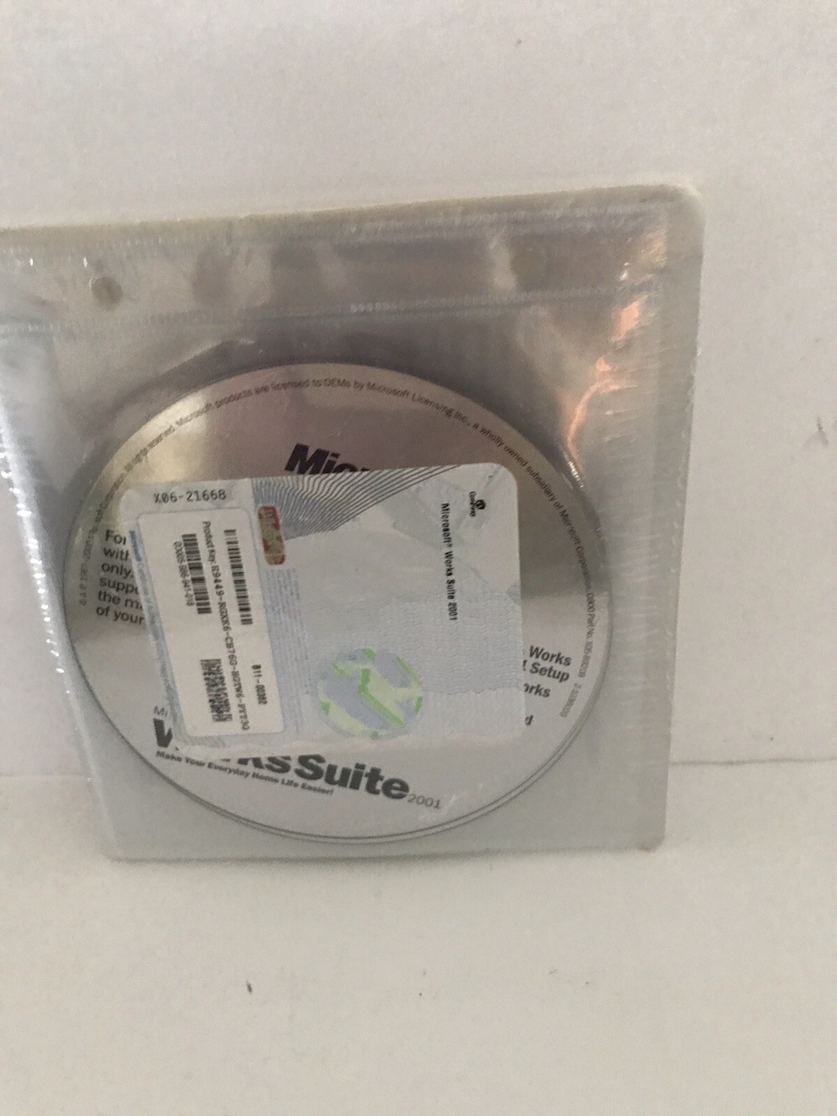 Microsoft Works Suite 2001 Sealed Includes 6 CDs