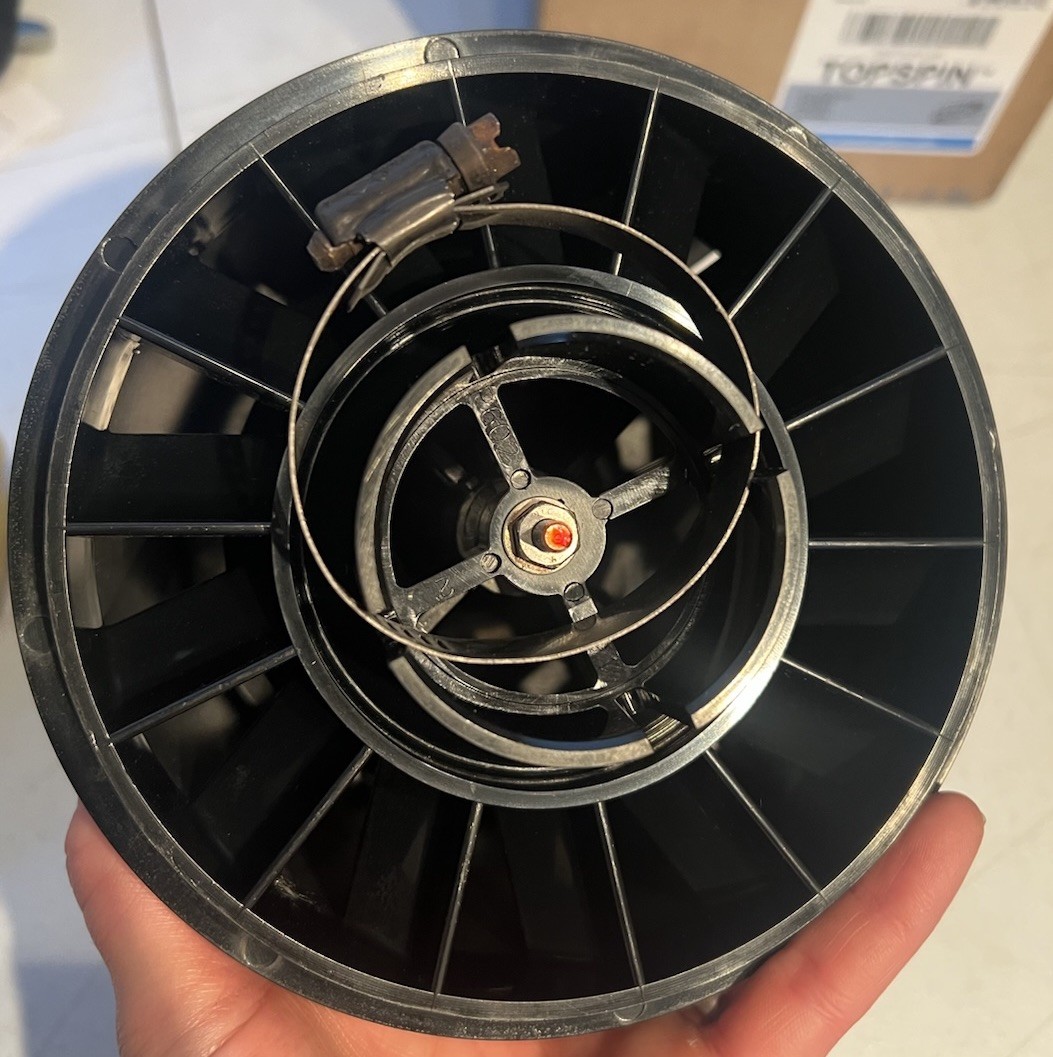 Donaldson H002434 Precleaner, Topspin (NOS)