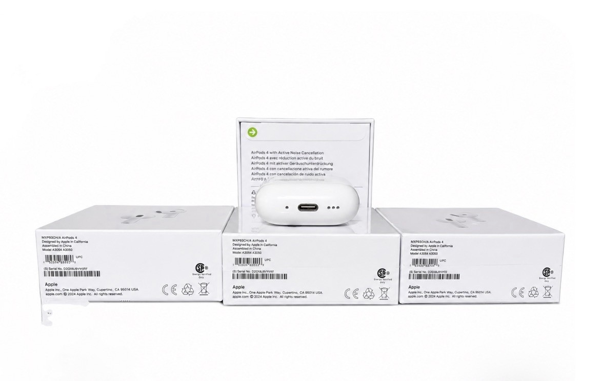 AirPods 4 Active Noise Cancellation White Bluetooth Wireless Earbuds