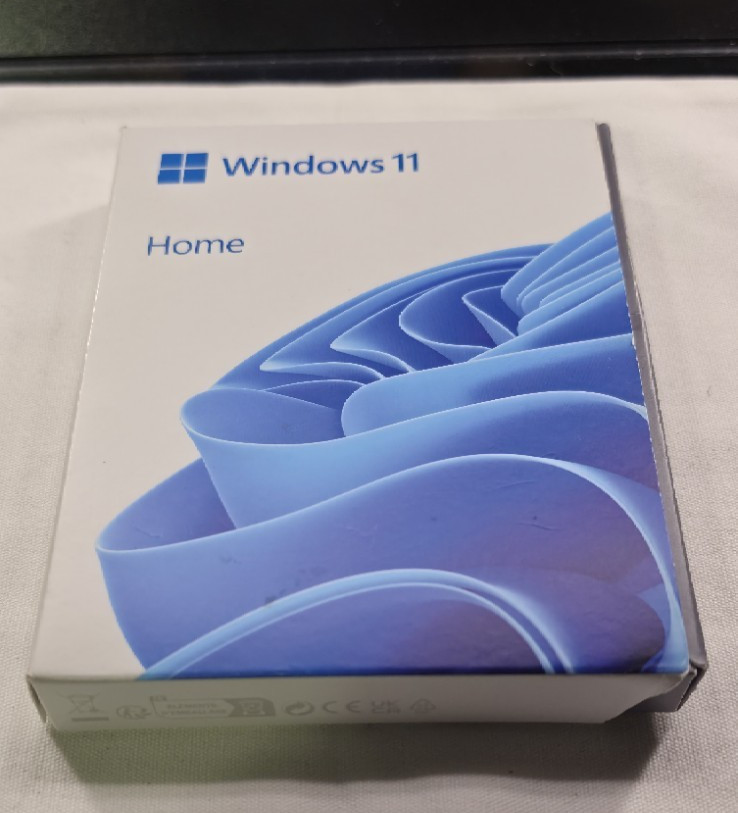 Microsoft Windows 11 Home Operating System Software USB Installation Media