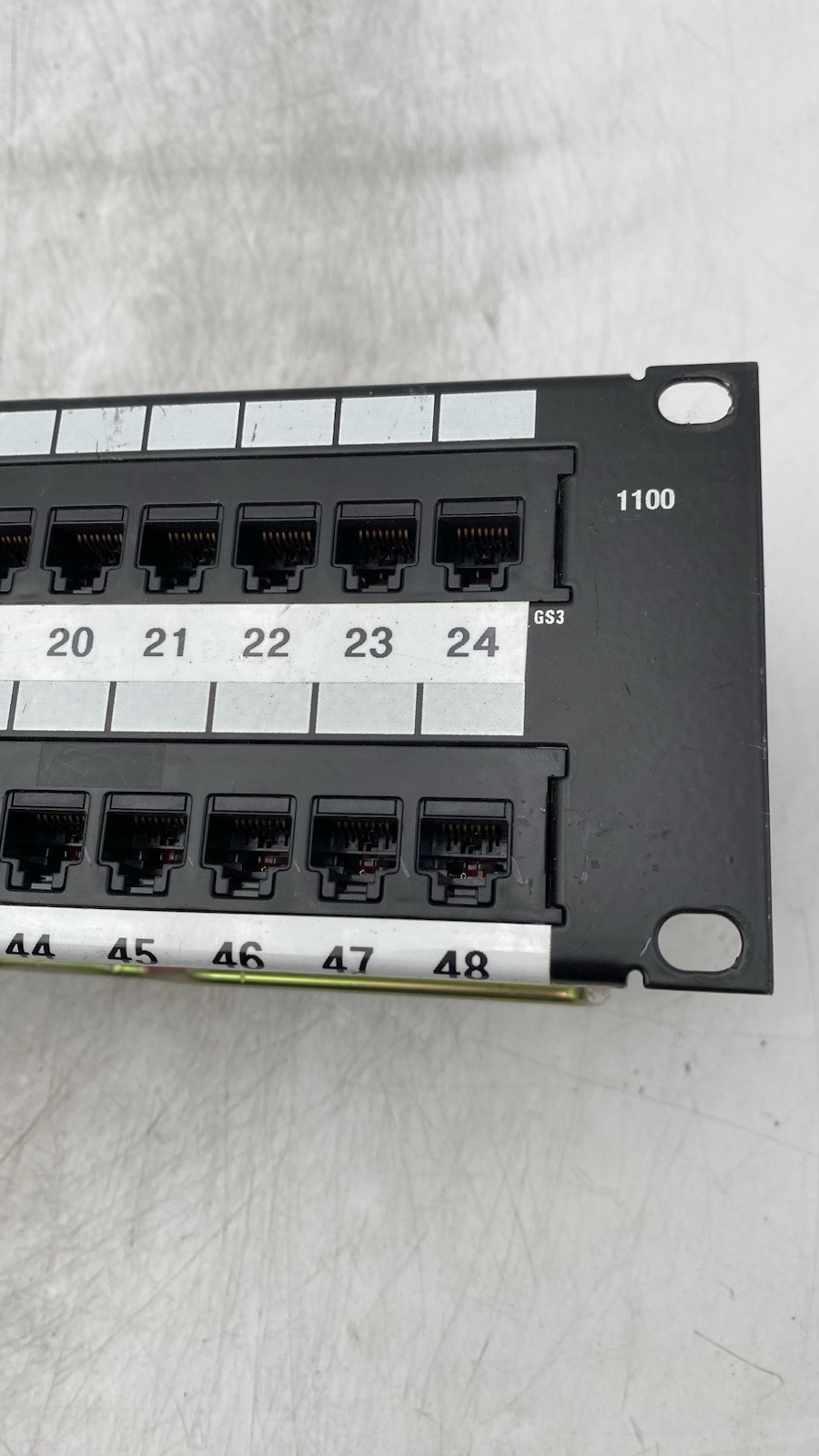 CommScope SYSTIMAX 1100 Universal PS Patch Panel 48 Port