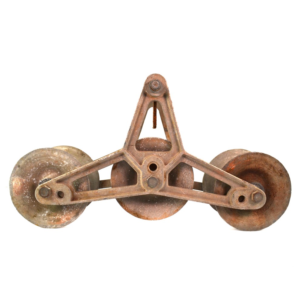 Unbranded 606487630 4" Triple Sheave Cable Guide Tugger Puller