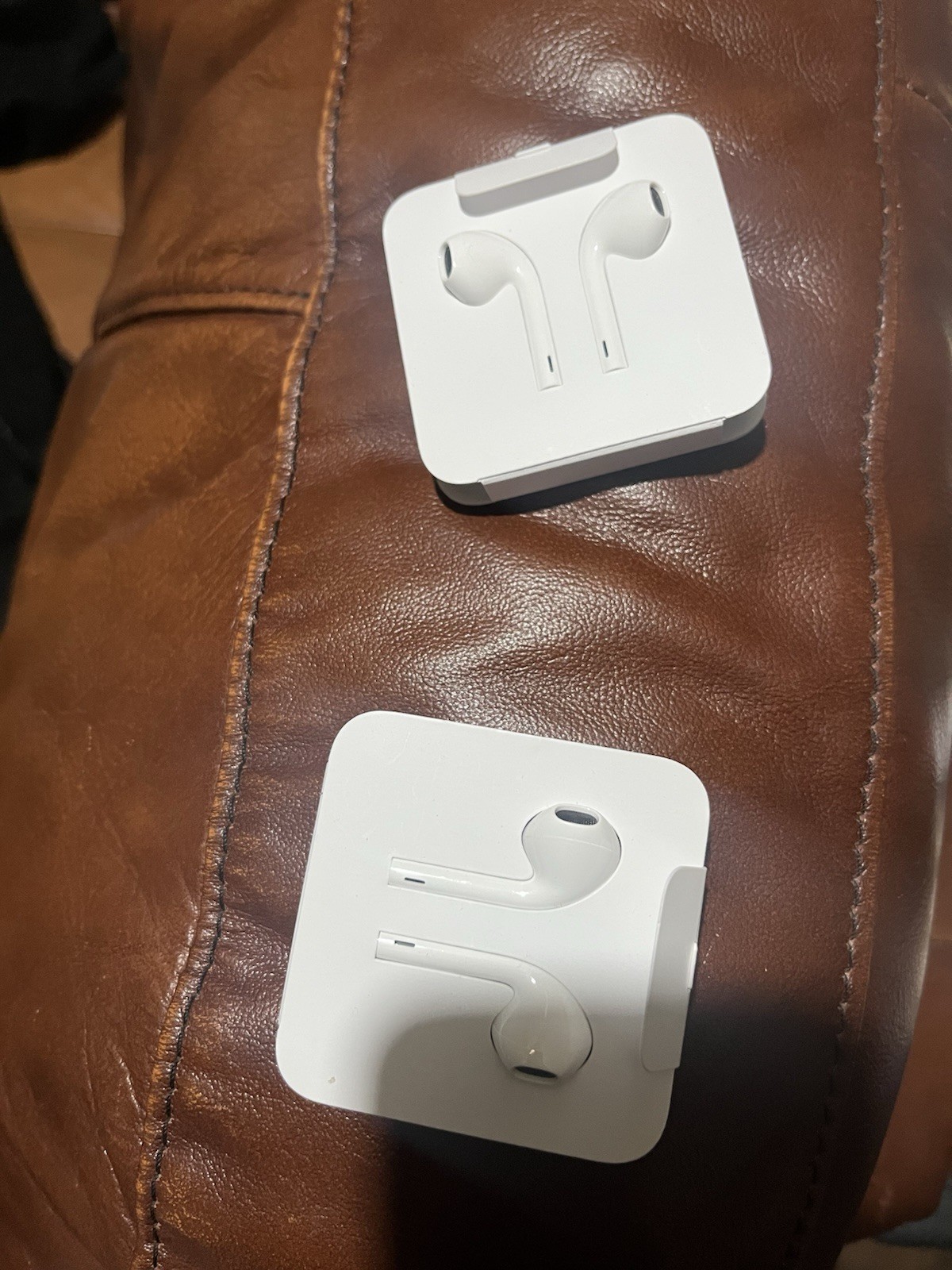 Apple EarPods White Lightning Connector In-Ear