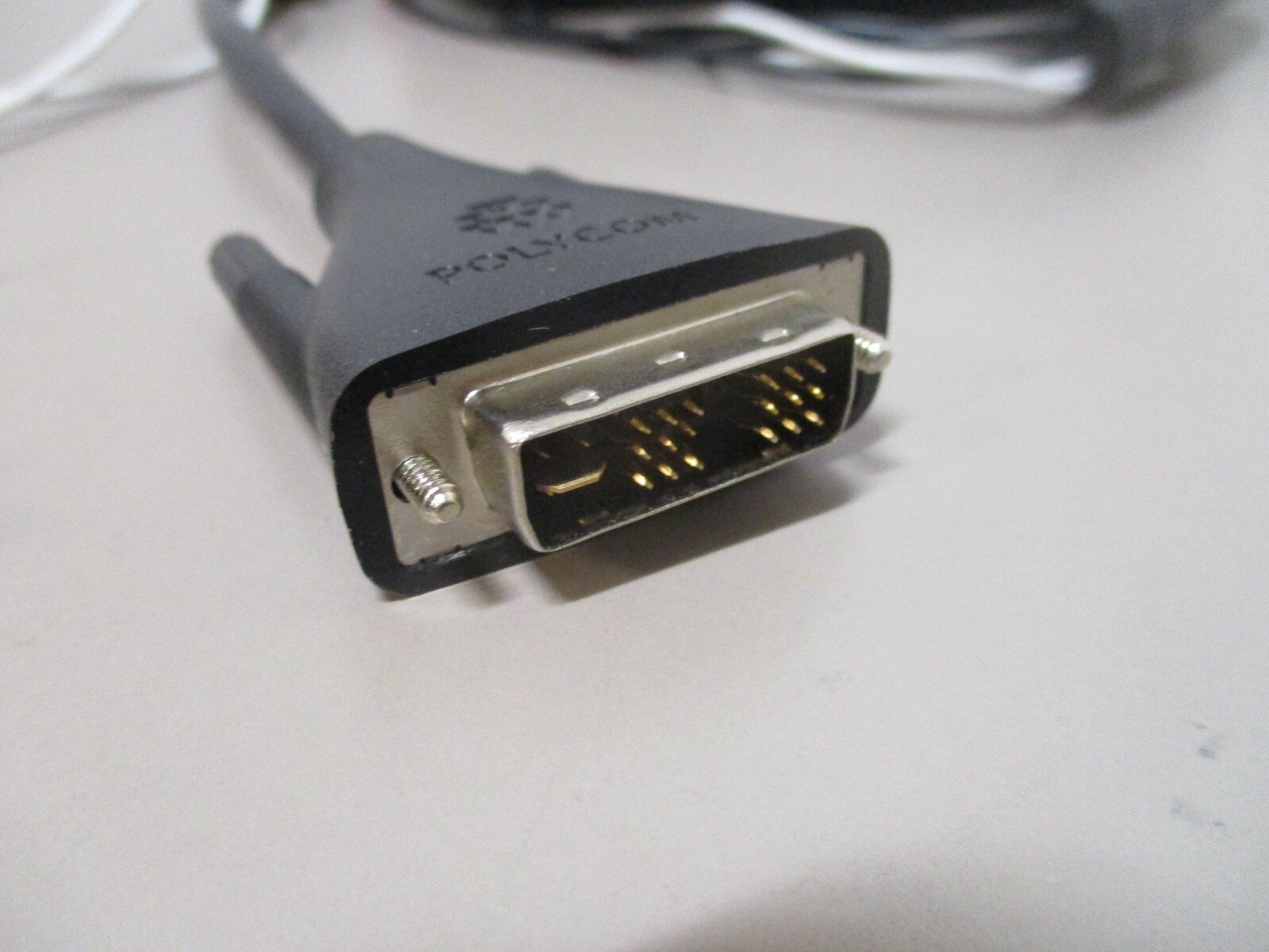 Polycom 2457-24772-001 Cable DVI+2RCA to 5 RCA 3m