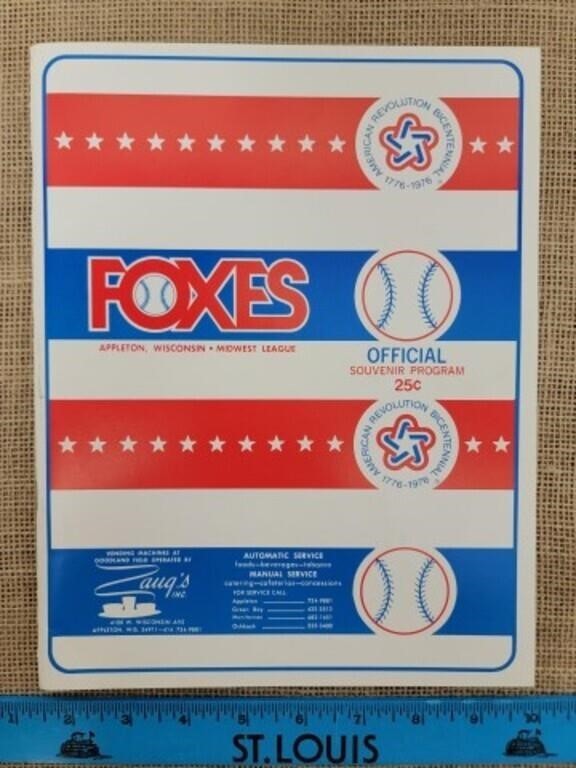 1976 Appleton (Wisconsin) Foxes Minor League Baseball Program Midwest League