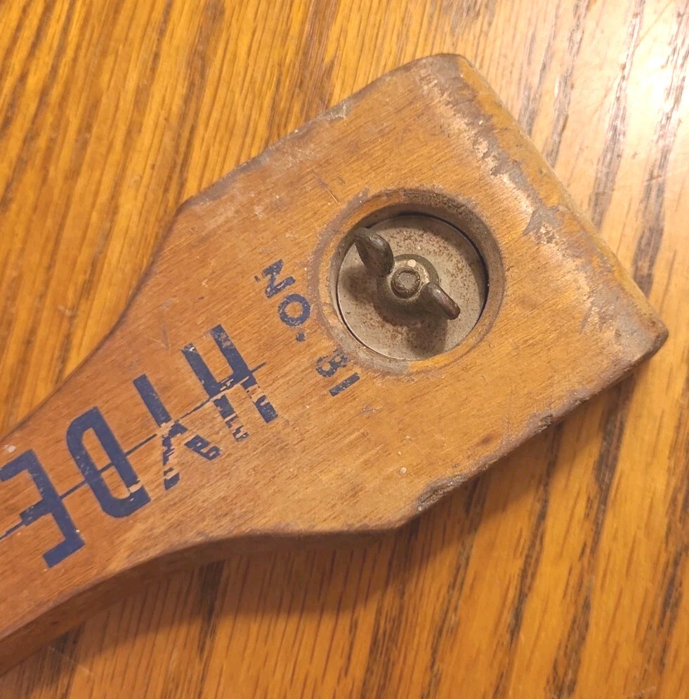 Vintage Hyde Speedster No. 81. Scraper. 14" long Wood Handle Tool.