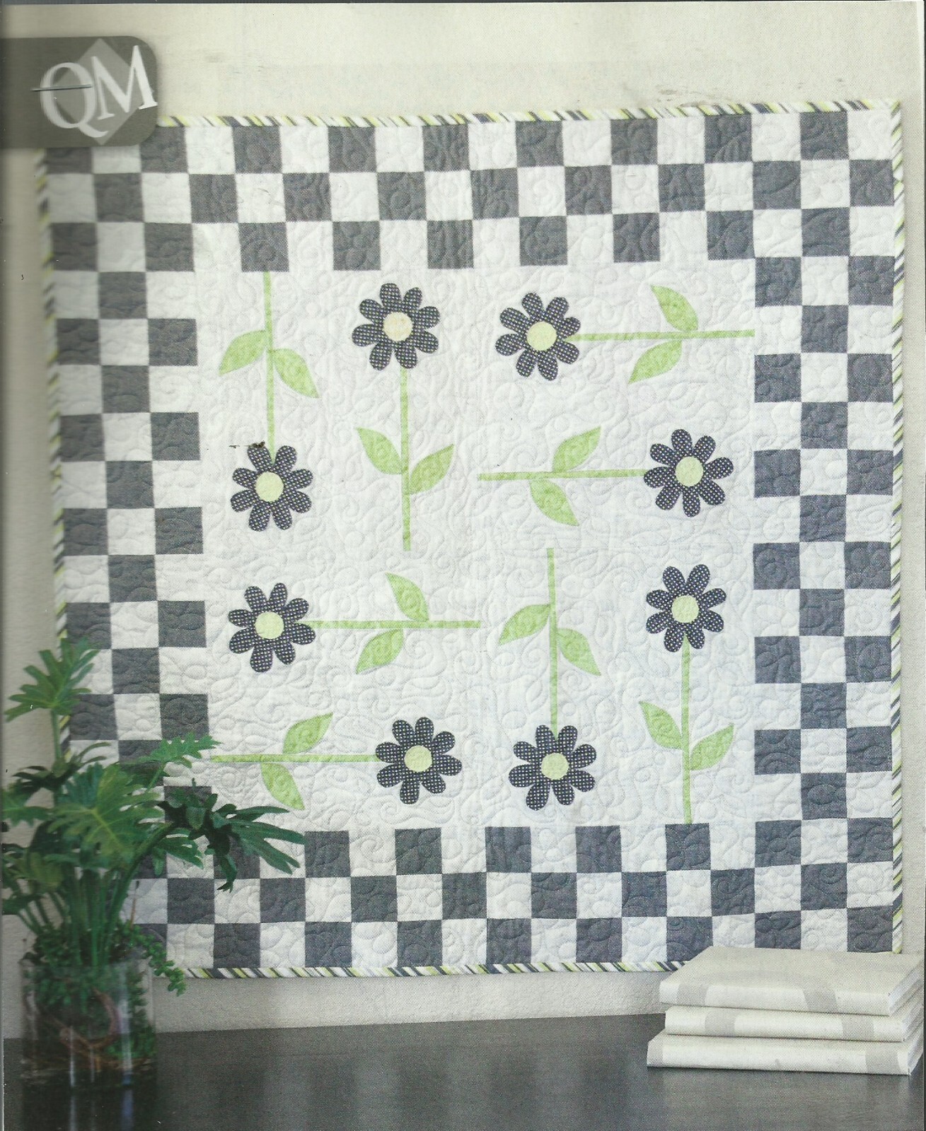 B0248  DAISY PATCH WALLHANGING QUILT PATTERN/INSTRUCTIONS