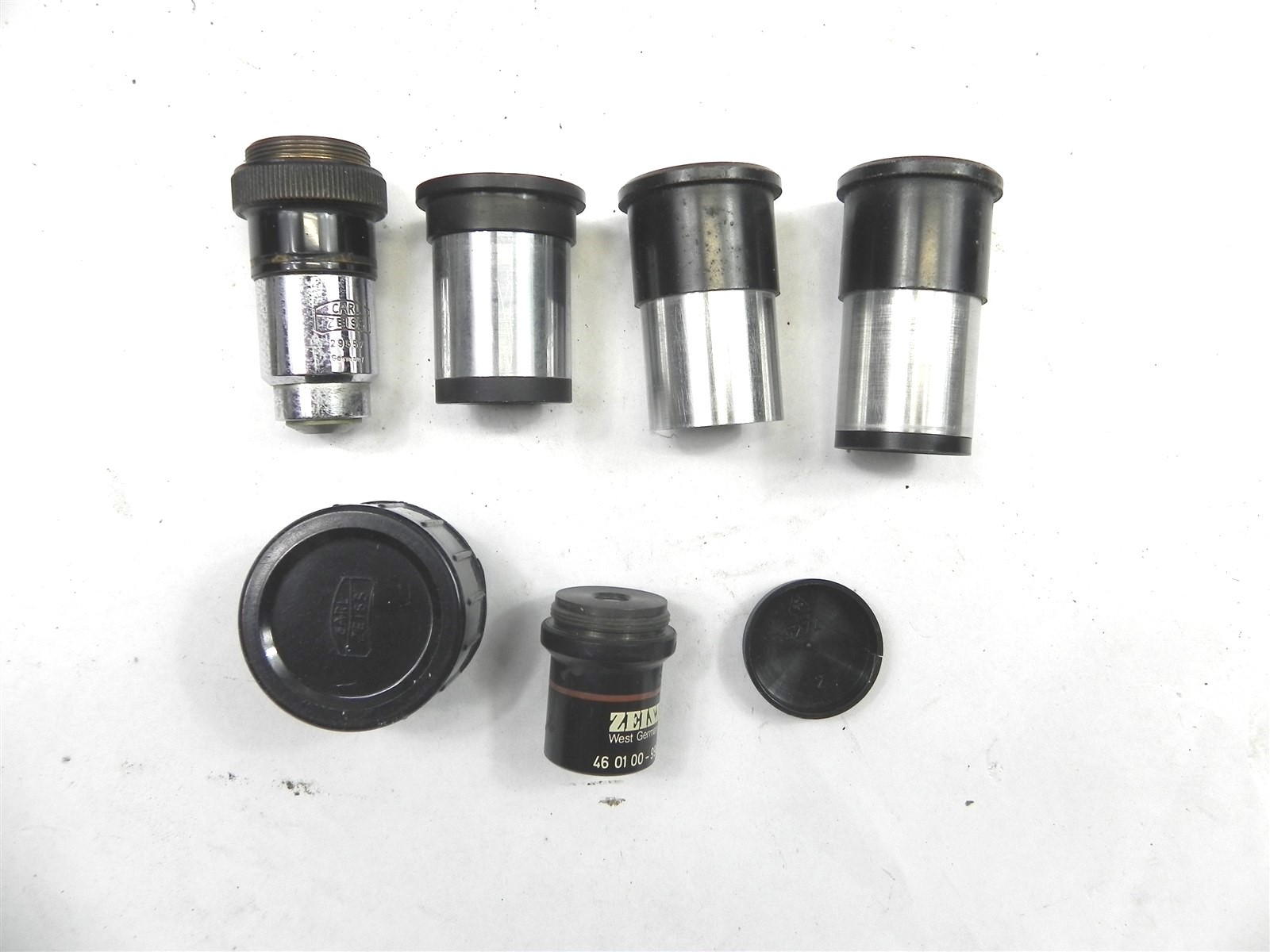 VINTAGE USED CARL ZEISS ILLUMINATED COMPOUND MICROSCOPE WITH EXTRAS INCLUDED