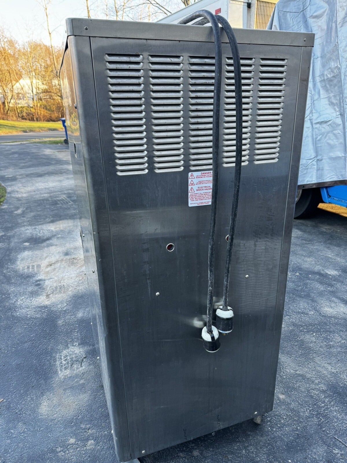 TAYLOR SOFT SERVE ICE CREAM MACHINE 713-33 3 PHASE WATER COOLED