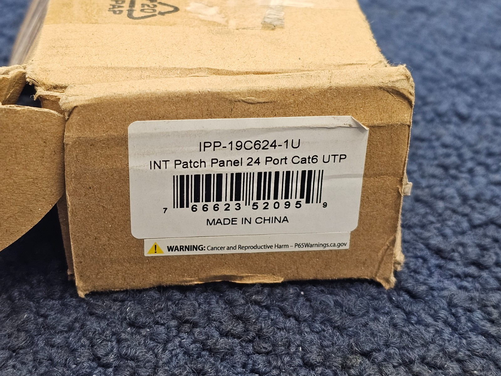 Intellinet IPP-19C624-1U 24-Port Cat6 Patch Panel, UTP Black