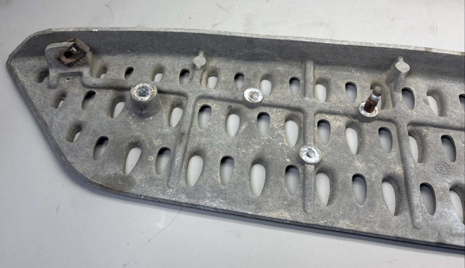 Genuine Paccar A82-6000 Cab Access Fairing Step Assembly