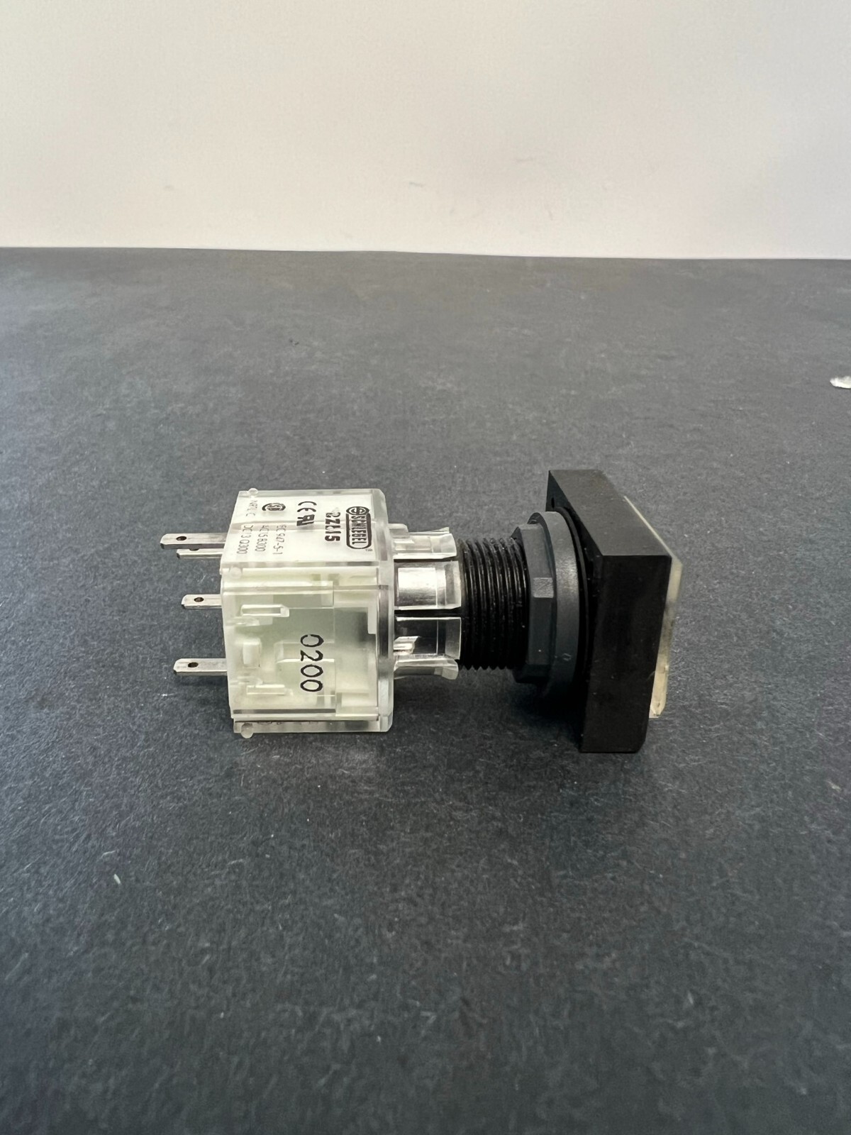 BZL15 - Contact Block