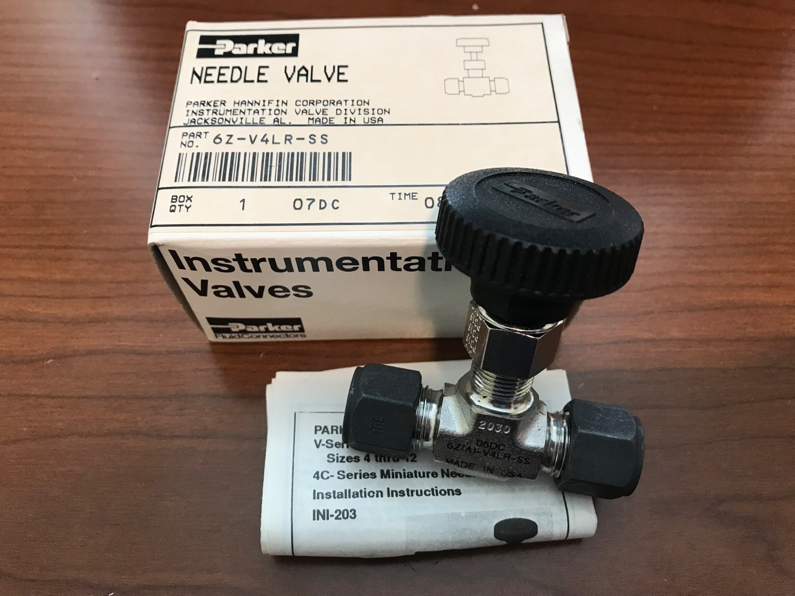 Parker 6Z-V4LR-SS Stainless Needle Valve 2-Way 3/8" Compression CPI New