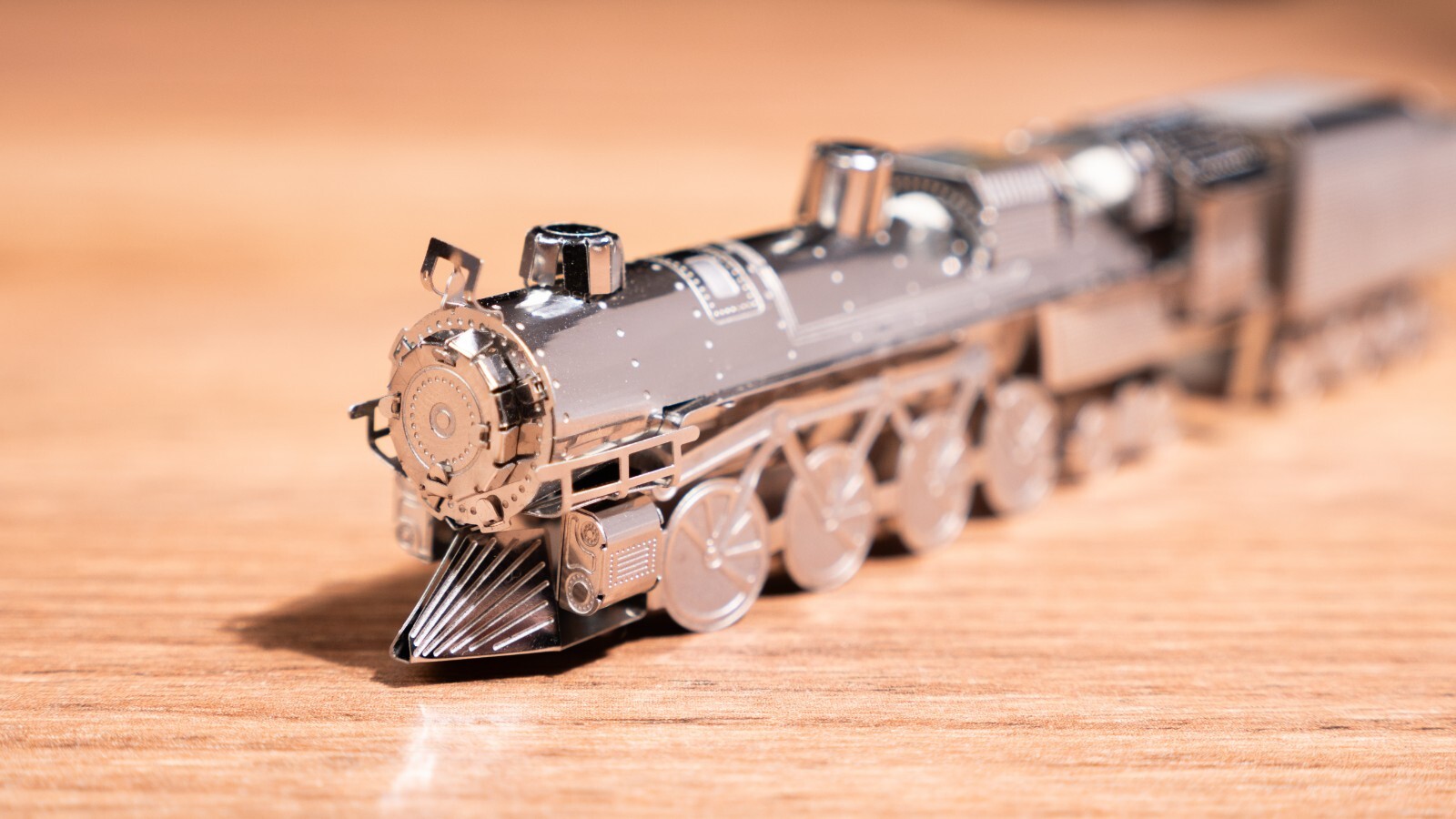 Metal-Time MT082 POLAR STEEL SE Train
