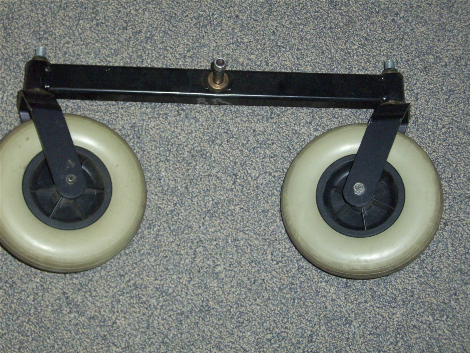 Jazzy Pride Rear Wheels off of older scooter