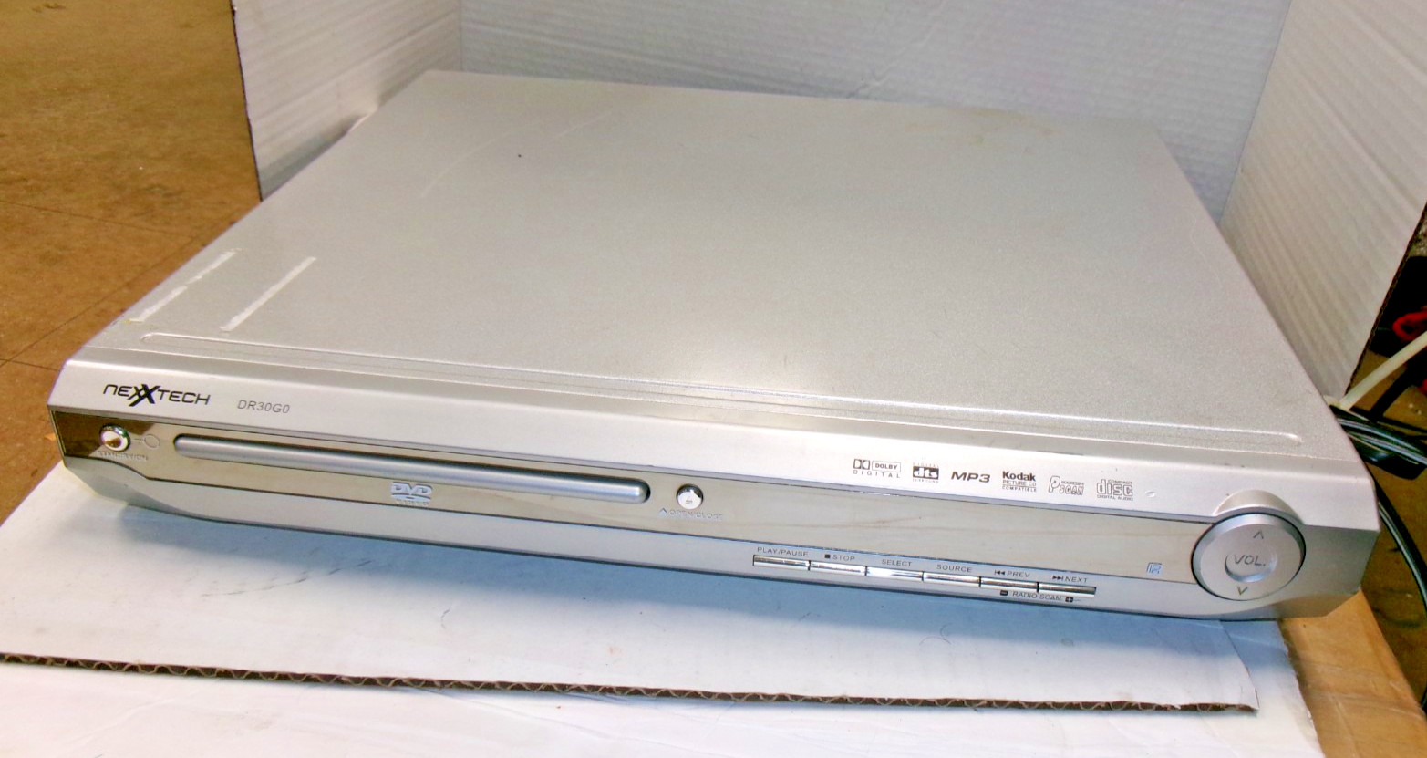 Nextech DR30G0 DVD Video Player