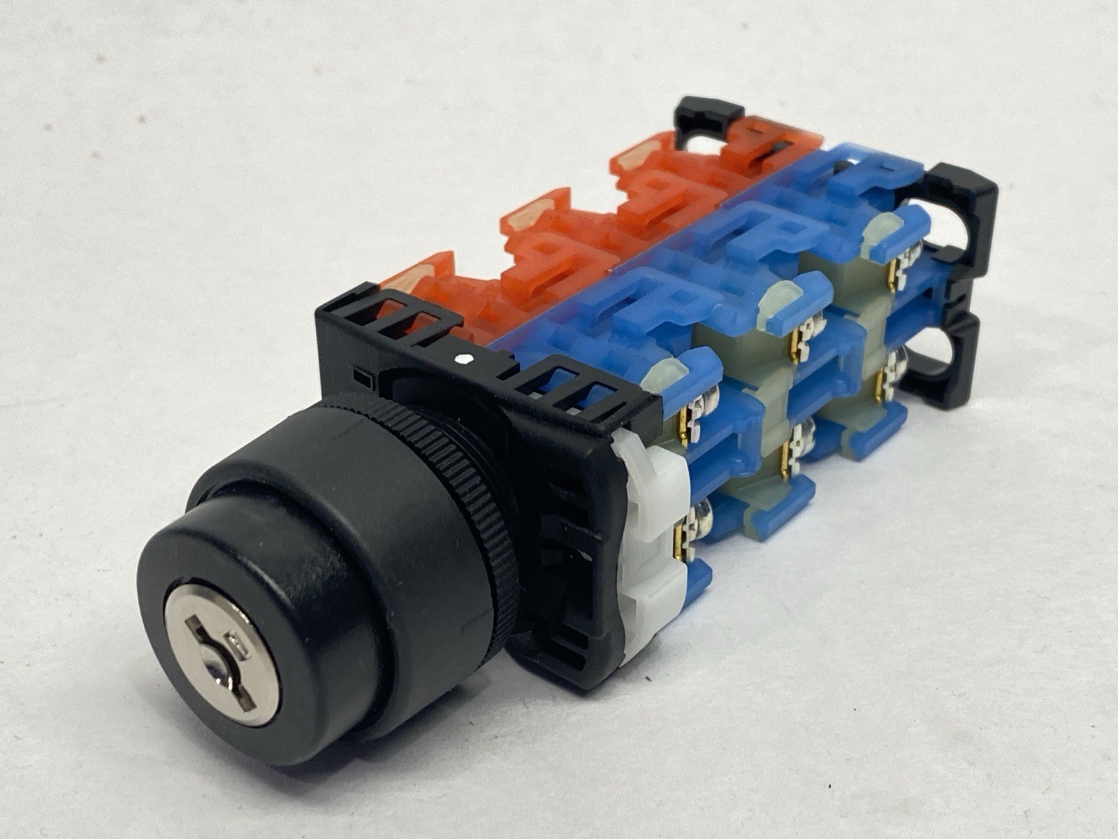 Fuji Electric AR22JR-2D33A Keyed Selector Switch