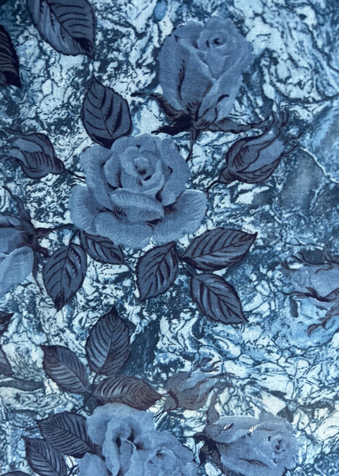 VTG Ozark Calico Fabri-Quilt Quilting Cotton Fabric  BLUE ROSES NOS 100" x 41"