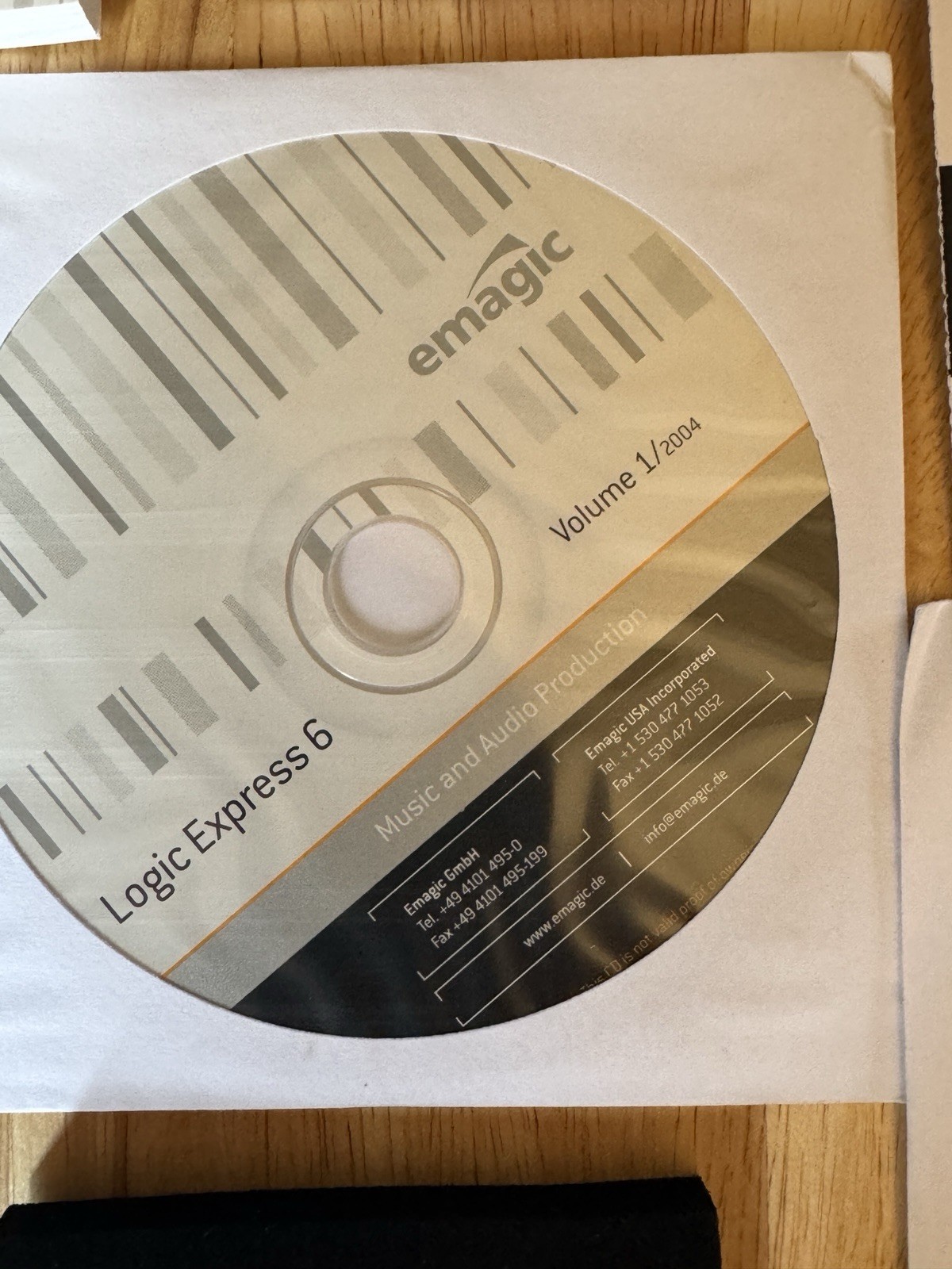 Emagic Logic Express 6 Daw Software for Mac Cd Rom with USB Key Complete In Box