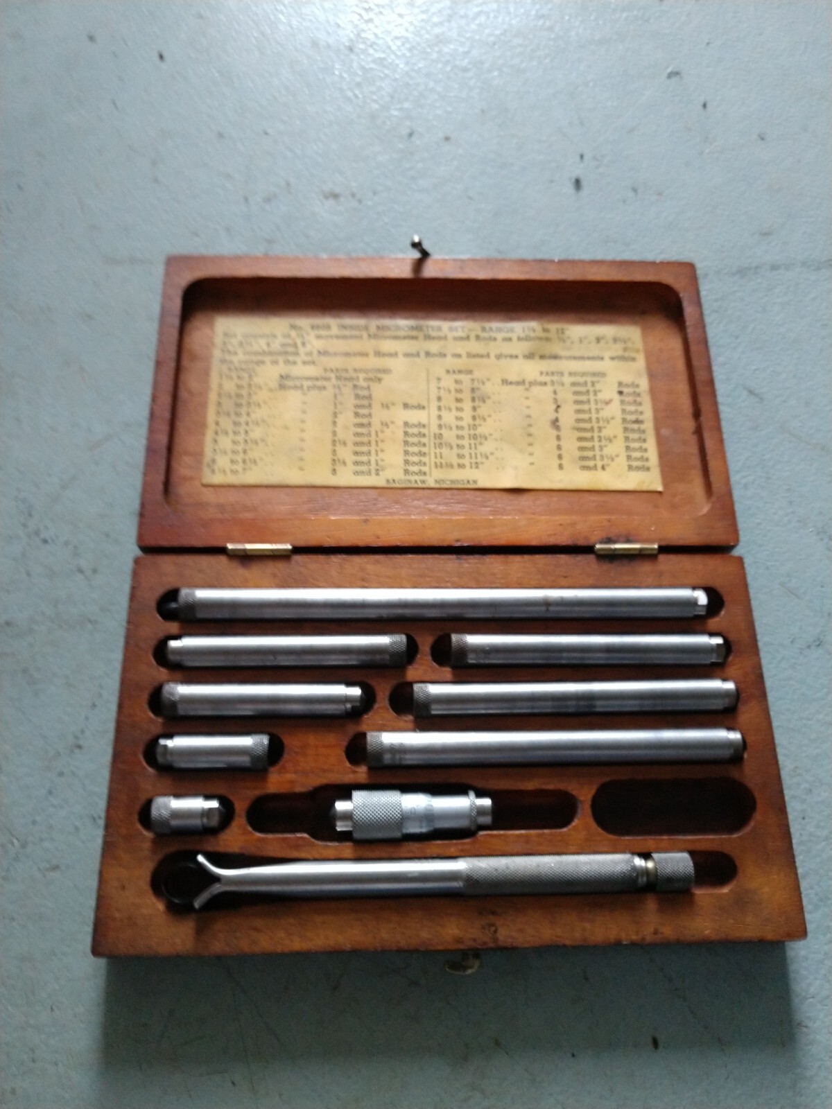 Lufkin 680B Inside Micrometer Set w/Wooden Box 1.5” - 12” Cylinder Tubular 680