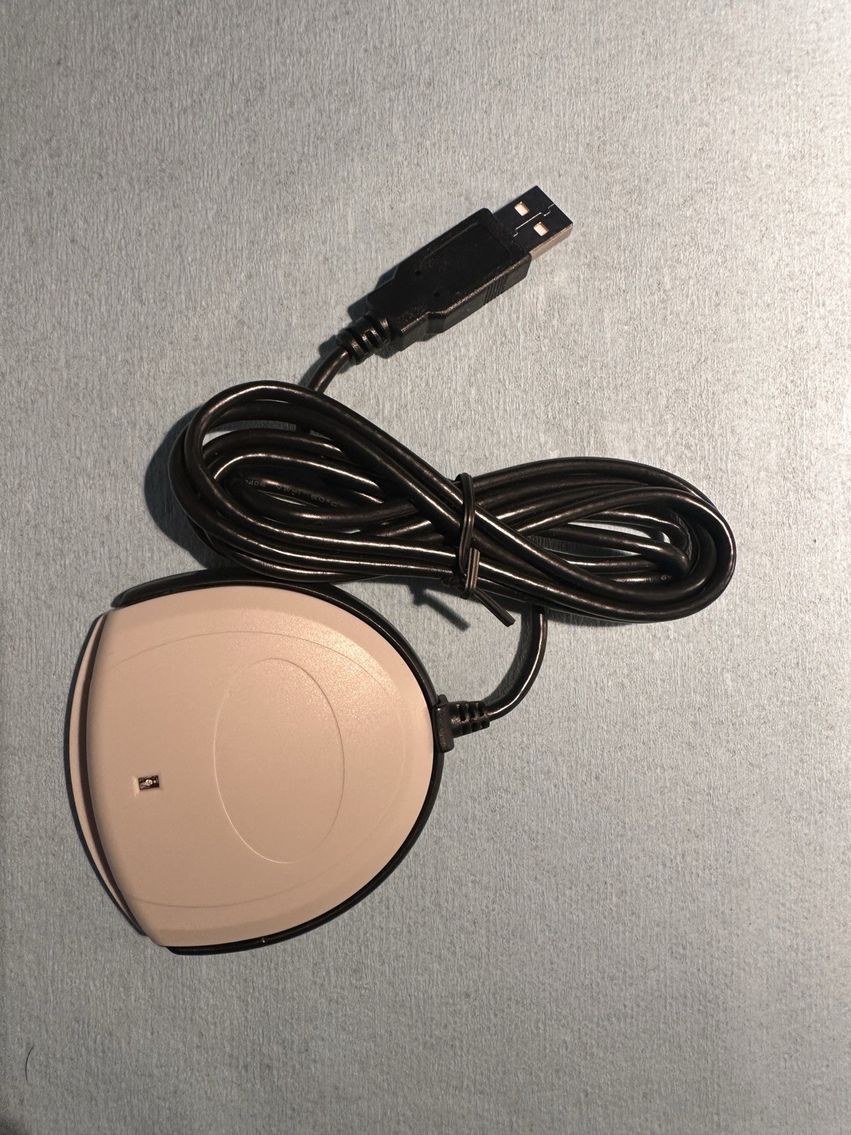 New Identiv SCR3310 v2.0 USB-C CAC - Smart Card Reader