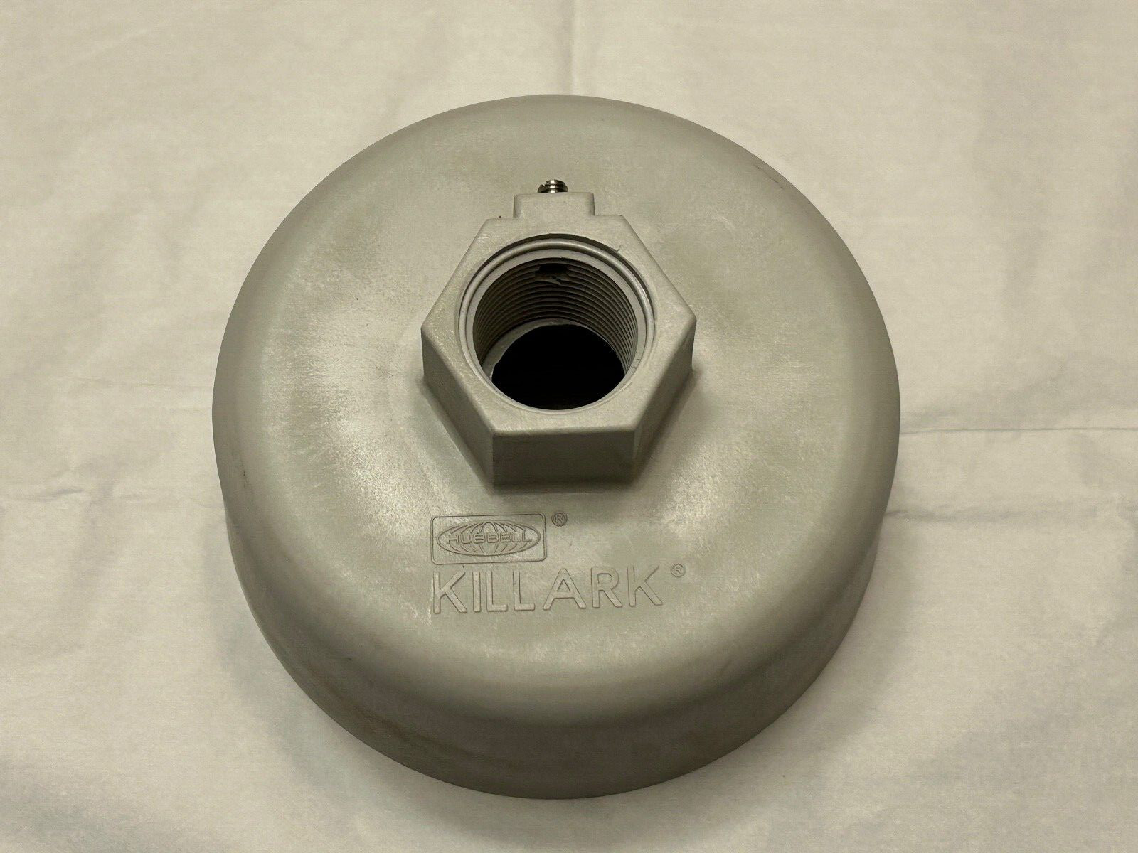 HUBBELL / KILLARK NV2AGWW EnviroRite II Gray Pendant Mount - 1PC