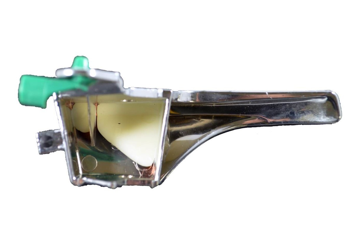 fits 2004 to 2008 Chrysler Pacifica Interior Door Handle Front Left Chrome ABS