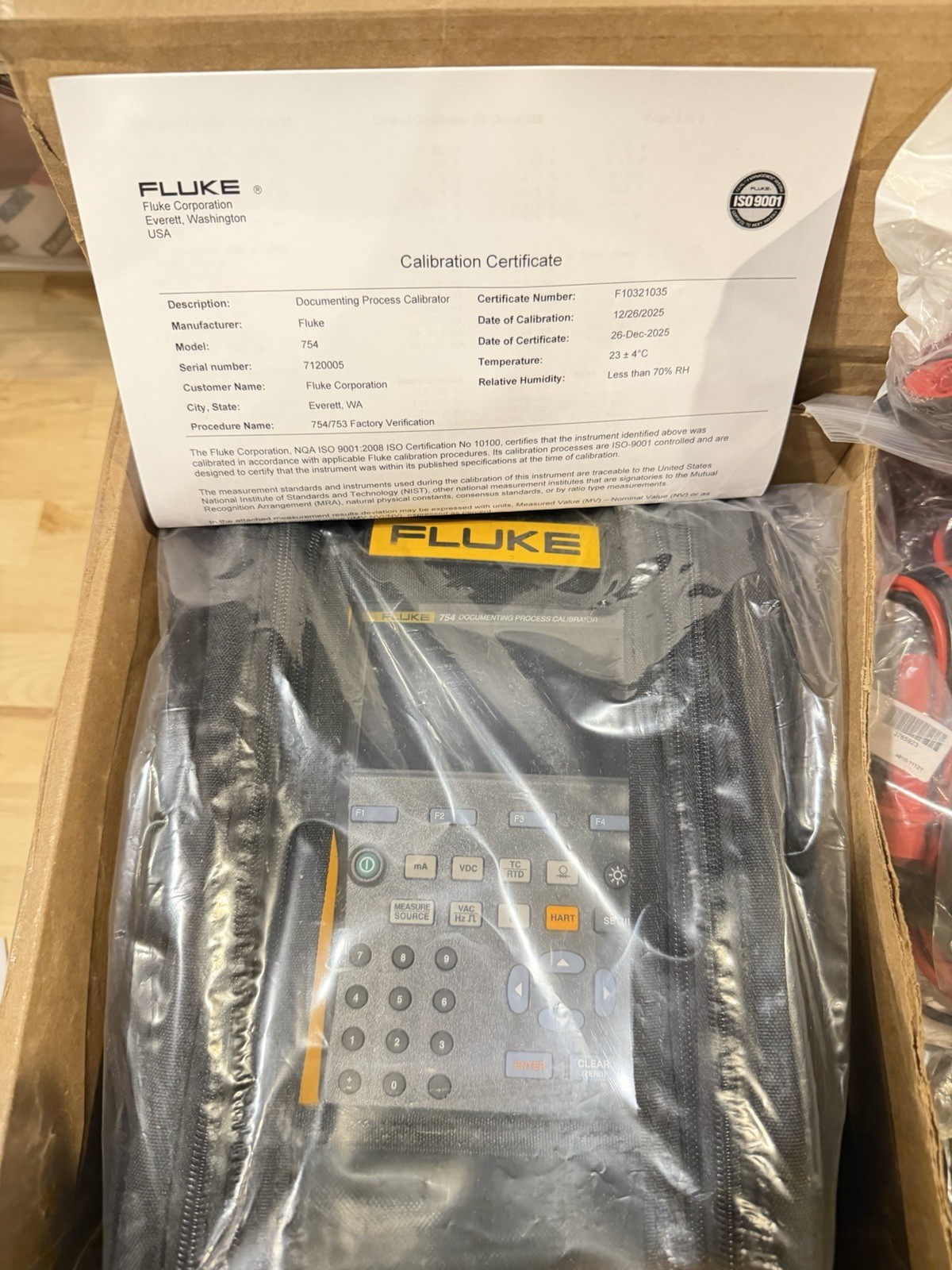FLUKE 754 DOCUMENTING PROCESS CALIBRATOR (CALIBRATED 2025-2026 NEW SEALED