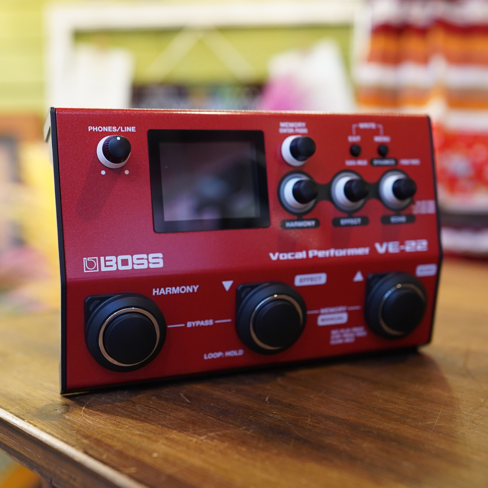 Boss VE-22 Vocal Effects and Looper Pedal Guitar