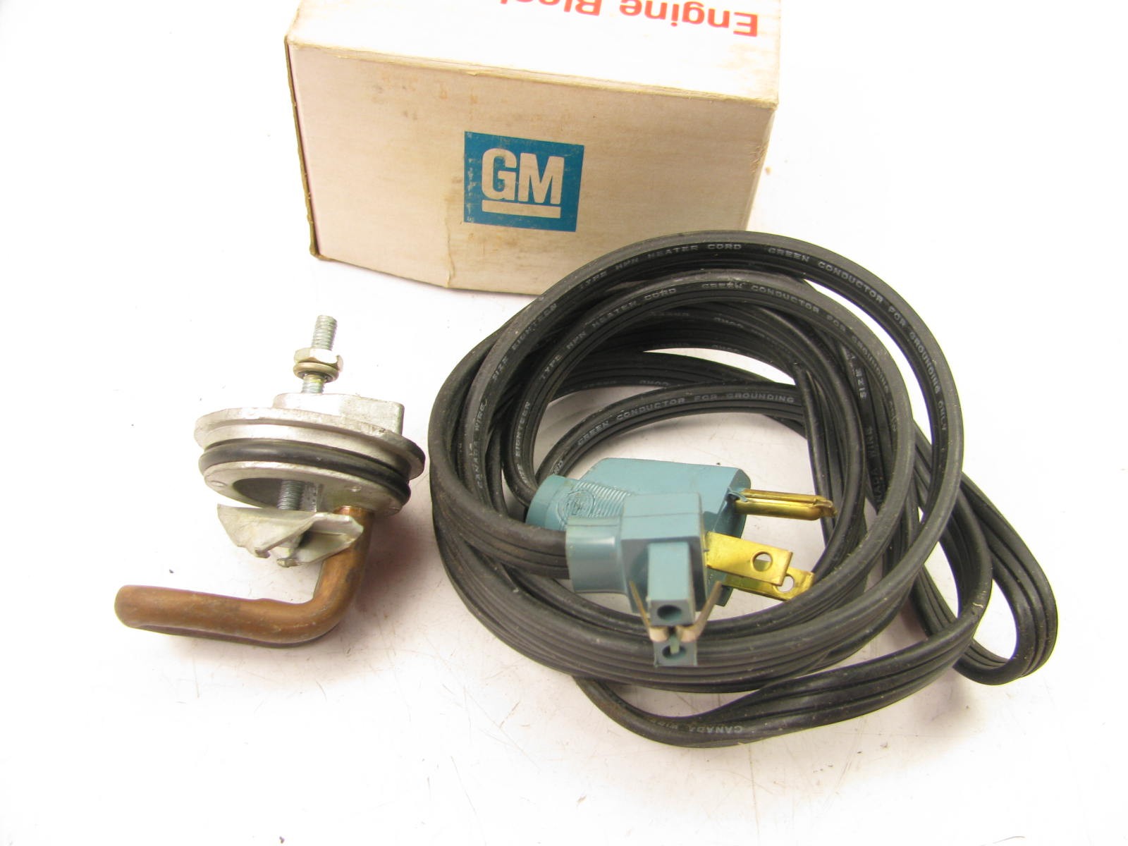 NOS - OEM 3996224 Block Heater Kit 1970-1977 Chevrolet L6 & V8 Engines 600 WATT