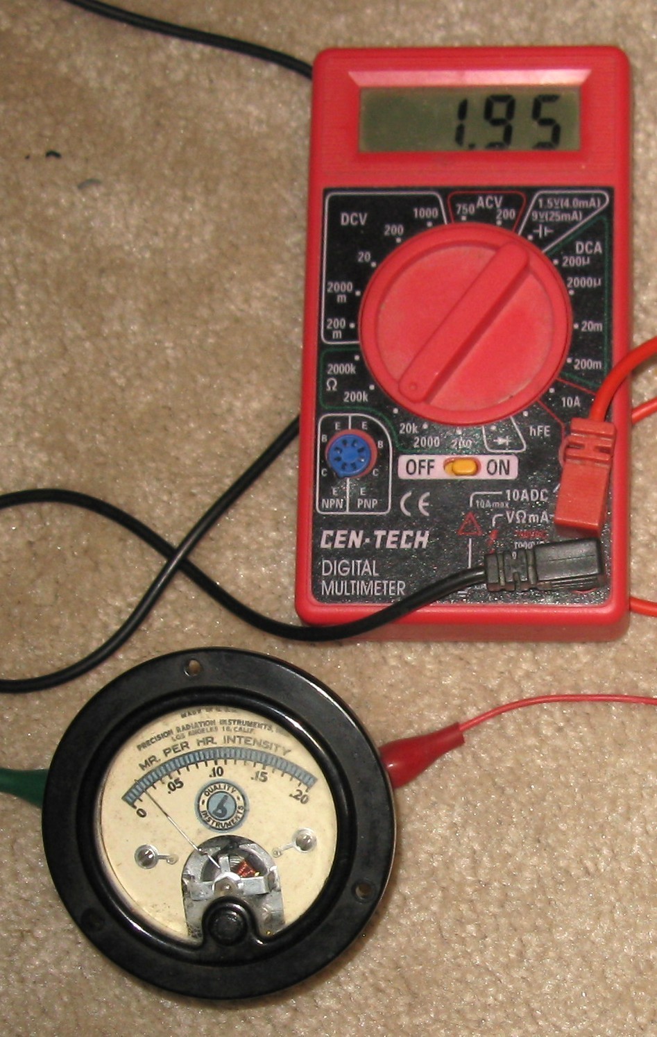 Working Precision Radiation Instruments Geiger Counter Meter From 1955, Nice!