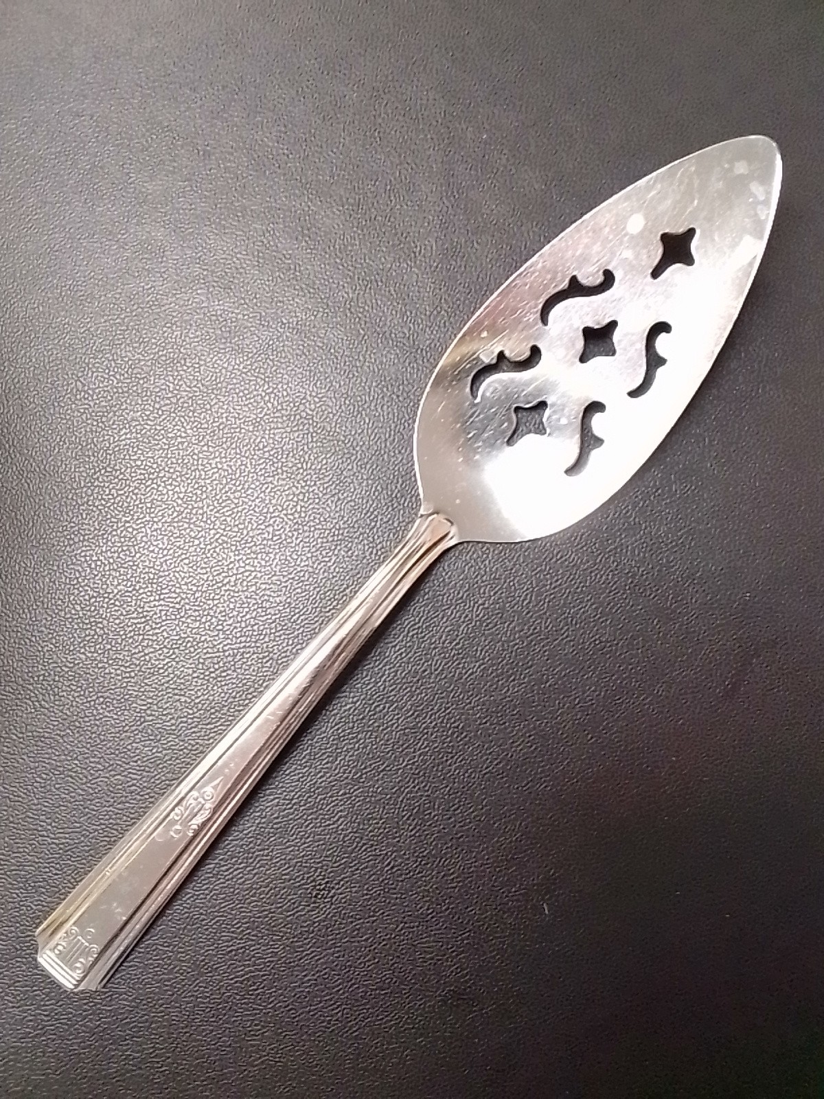 Vintage USA Pie Cake Vegetable Server Slotted